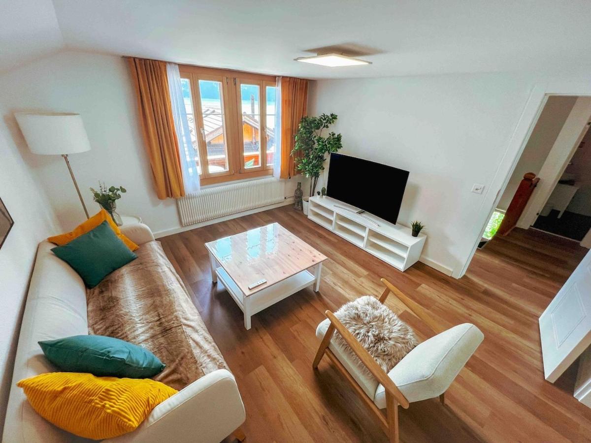 Cozy Apartment - Stunning Views