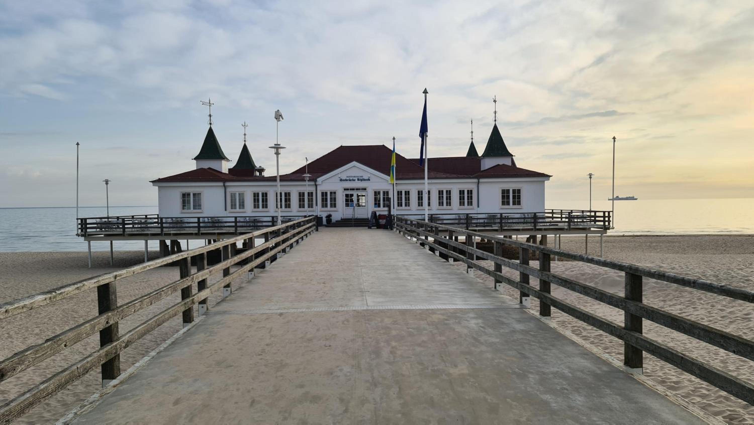 Idyllisches-Ferienhaus-Strandhaus