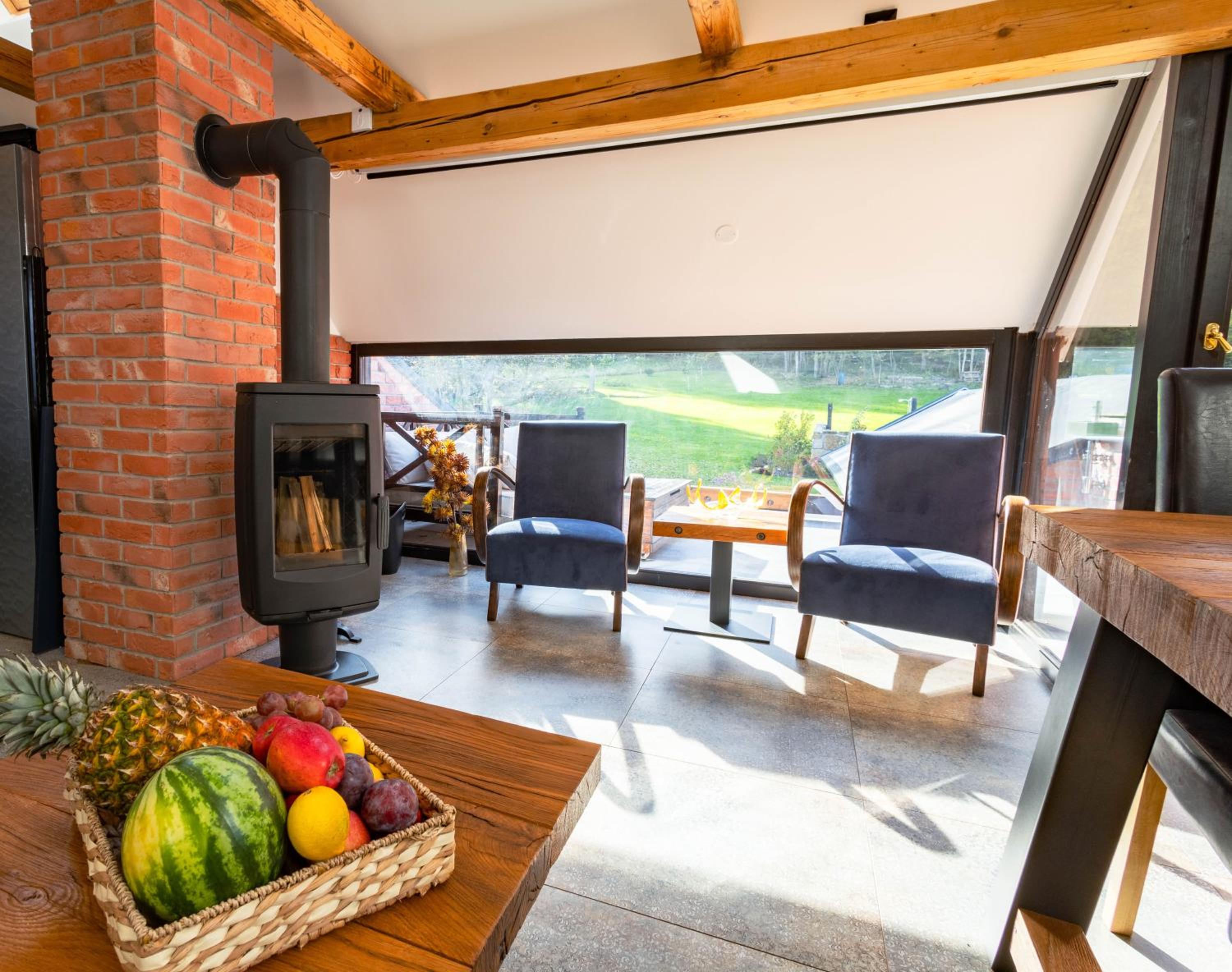 Podkrovní stylový mezonetový apartmán