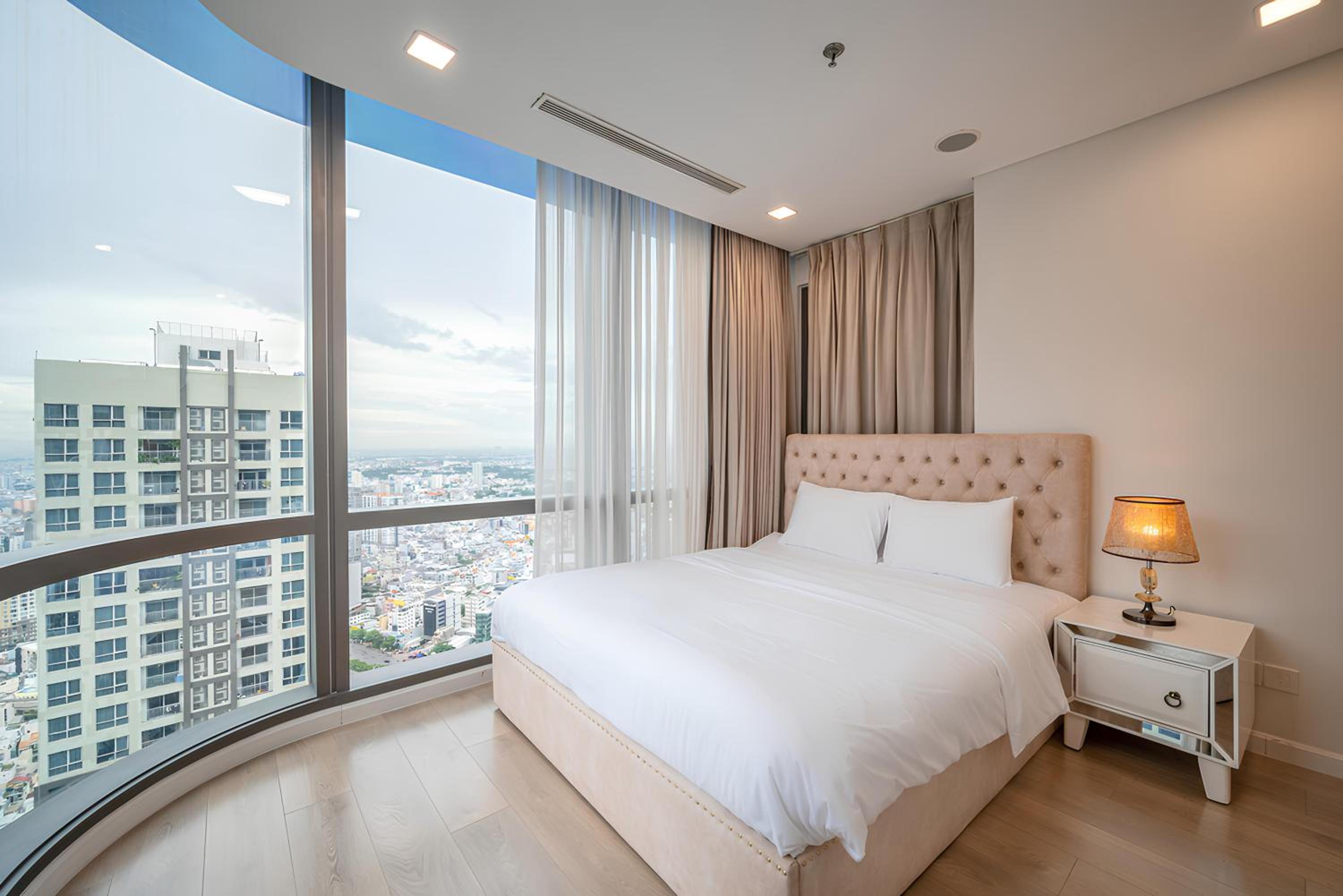 The Suite Landmark Saigon
