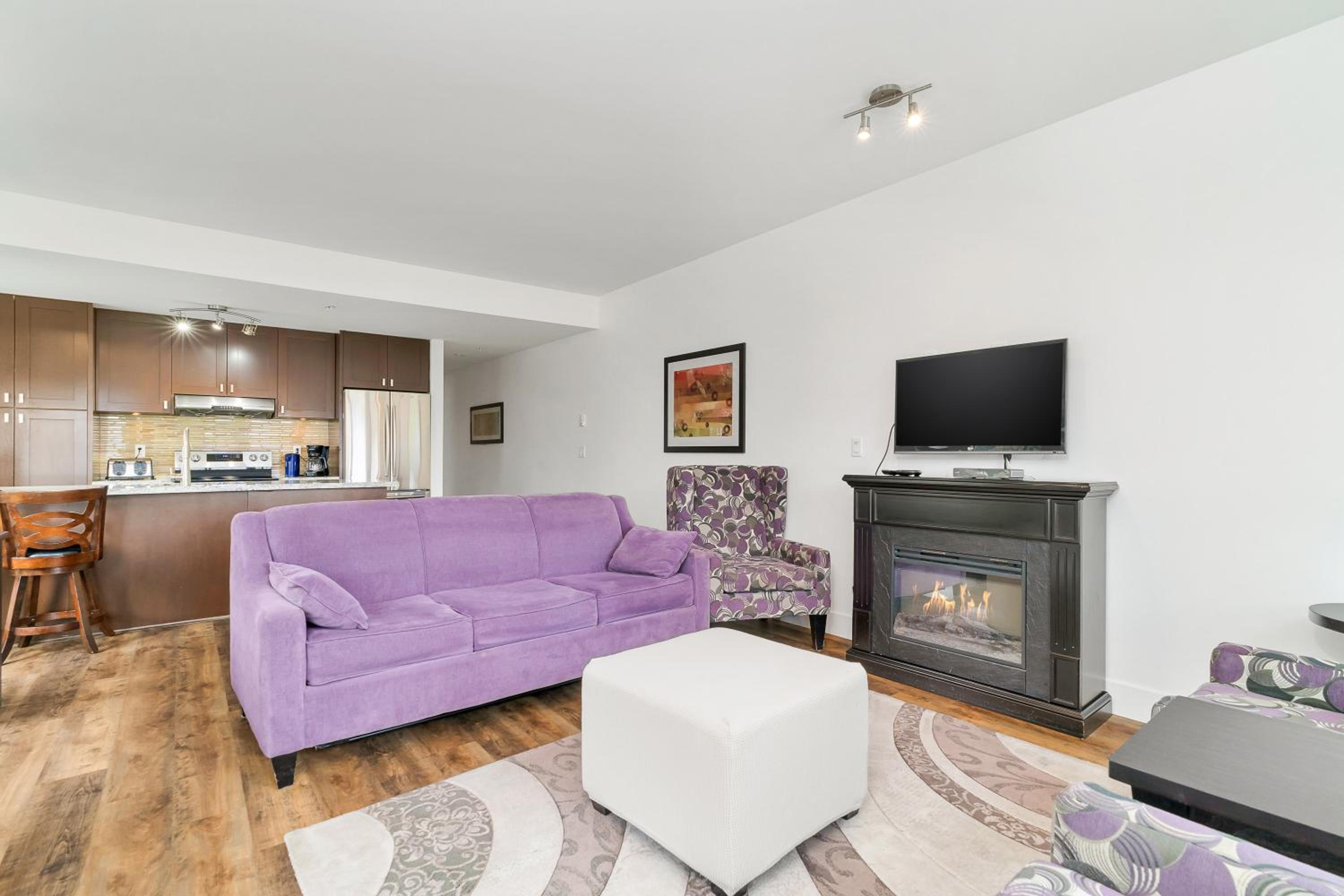 Stylish Urban Retreat 2BR Condo