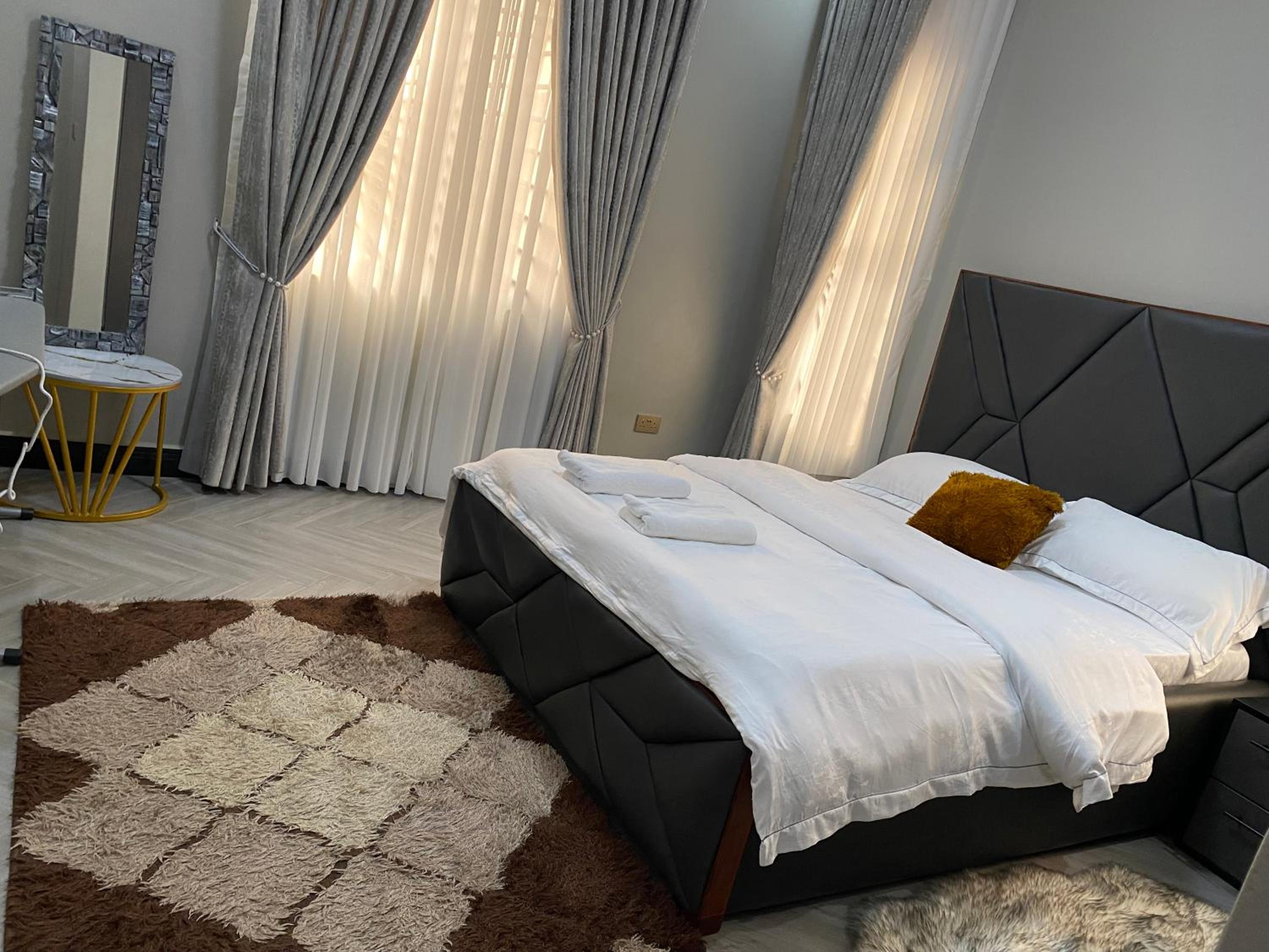 Jani Residence