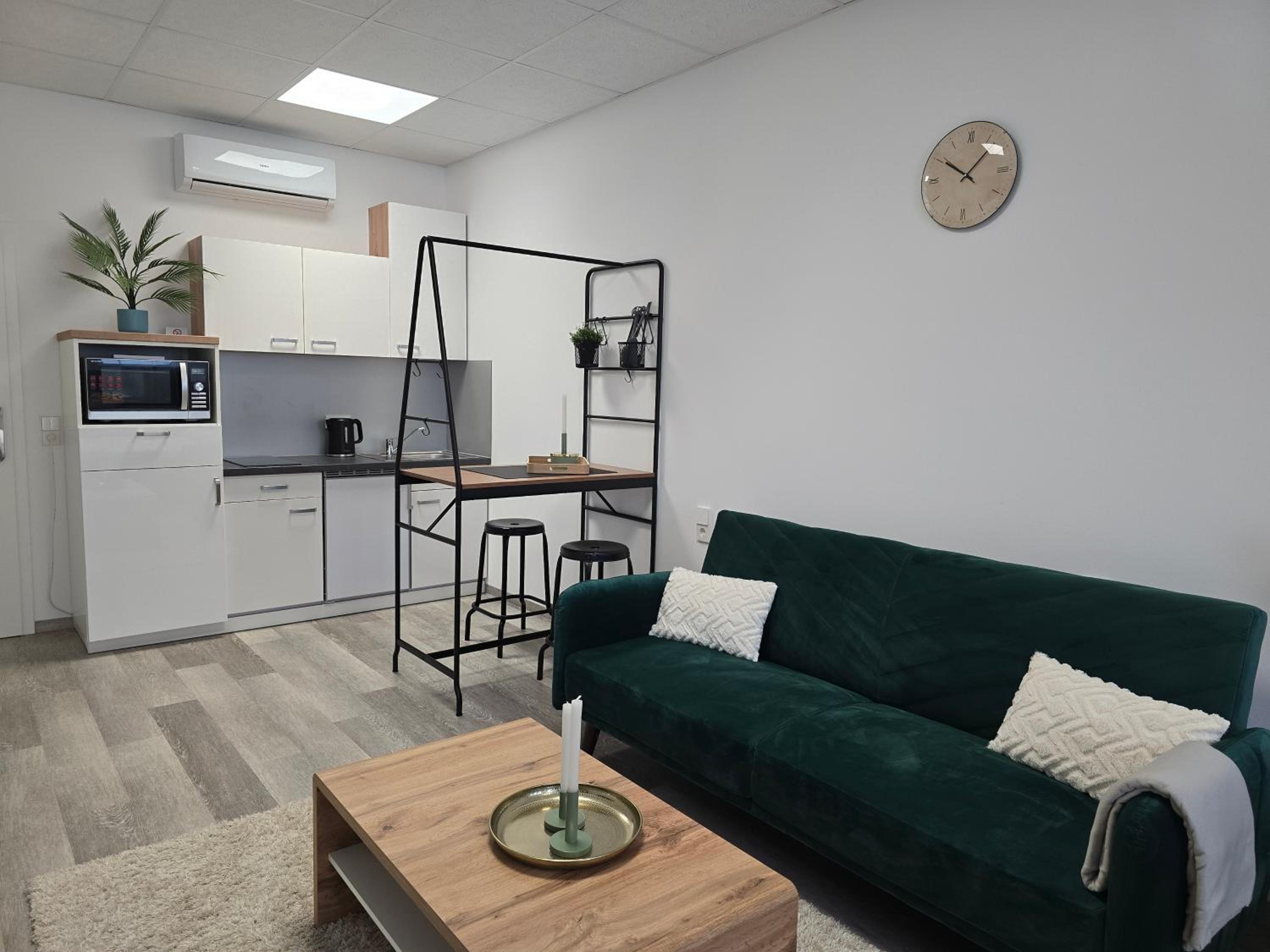 Offbase Lodging No8 view 4