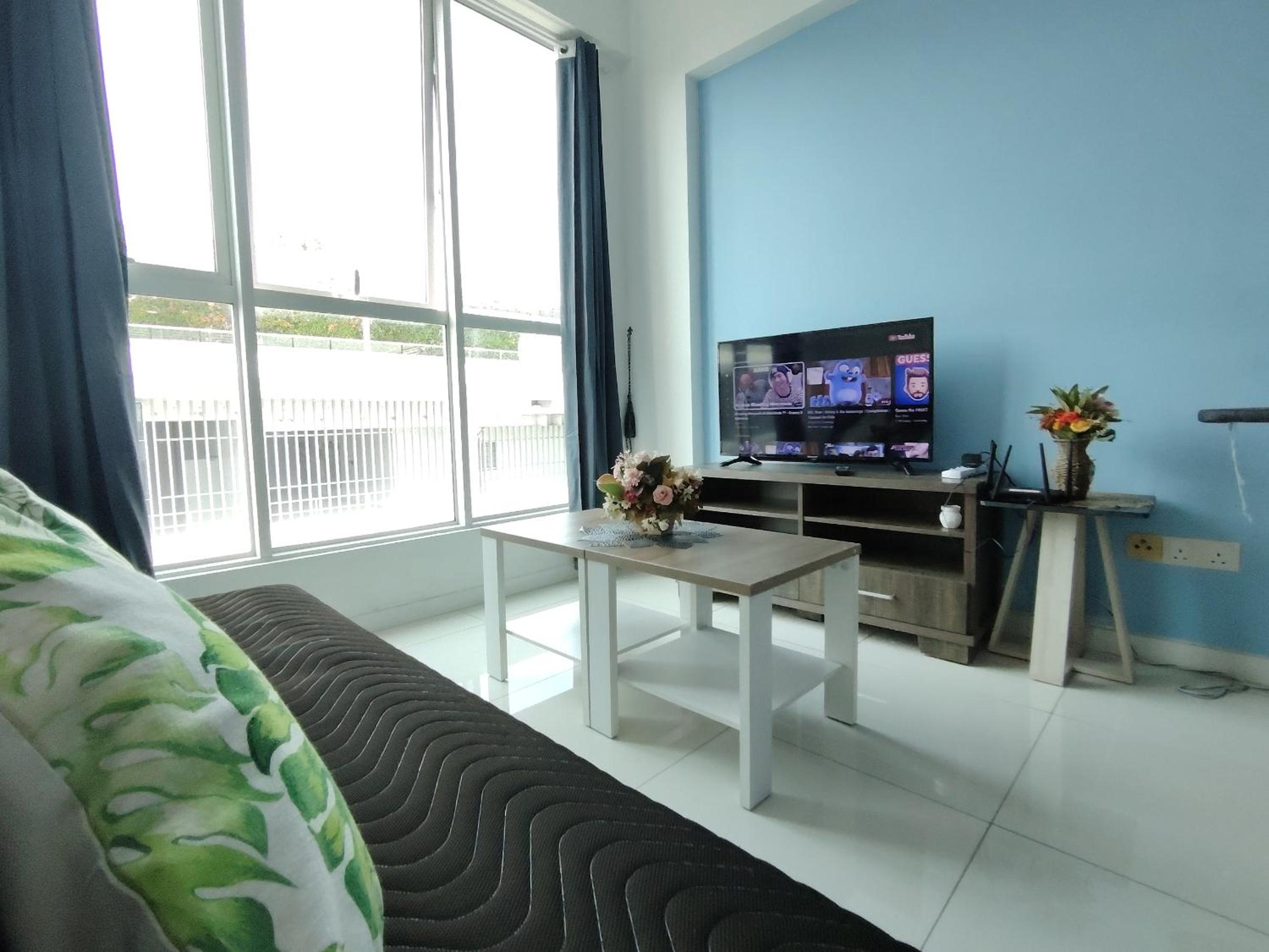 Sutera Avenue Kota Kinabalu City Centre LW Suites photo 3