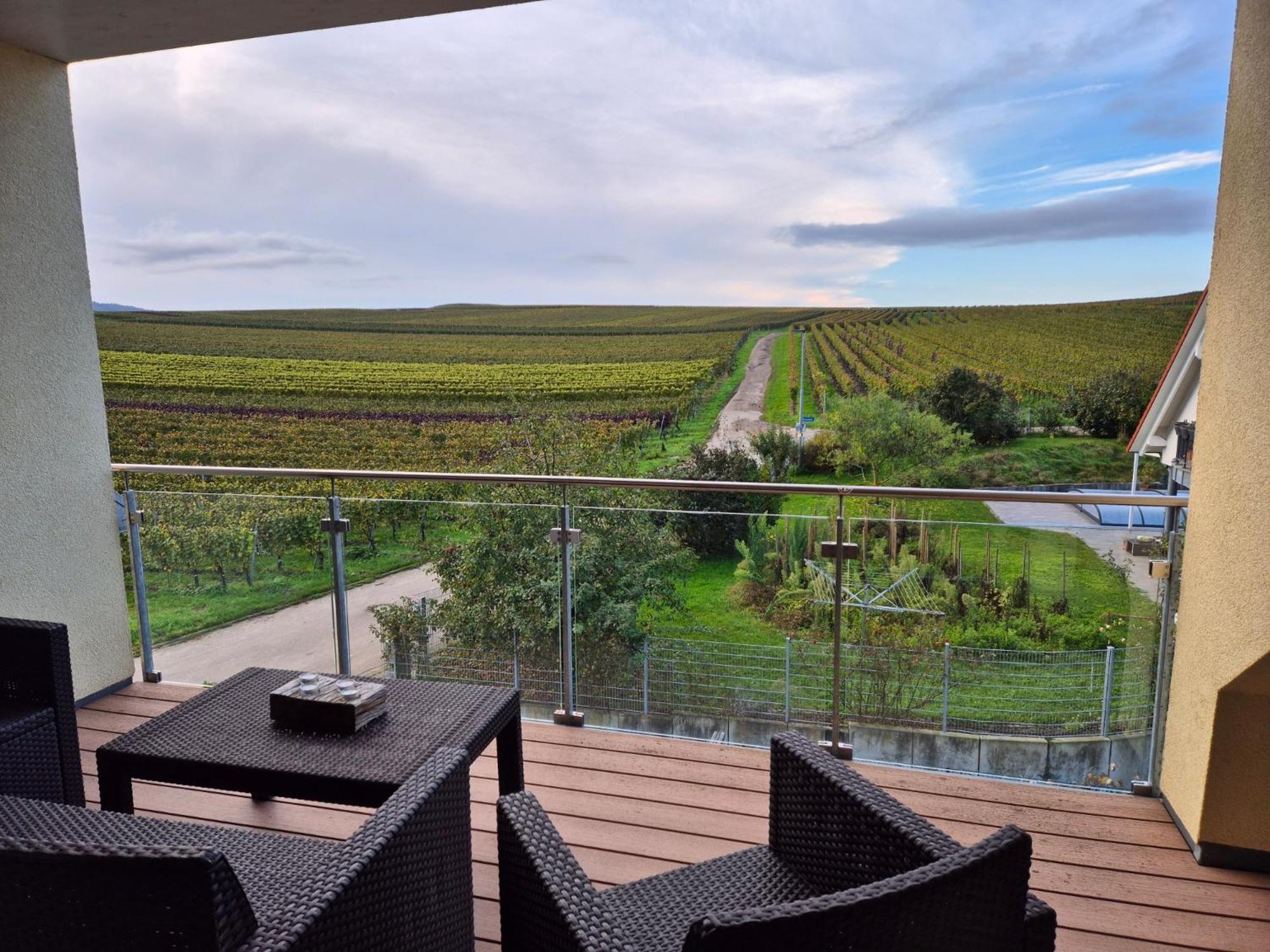 Gästehaus Casa Luna - Paradiesische Ferienwohnungen am Kaiserstuhl!