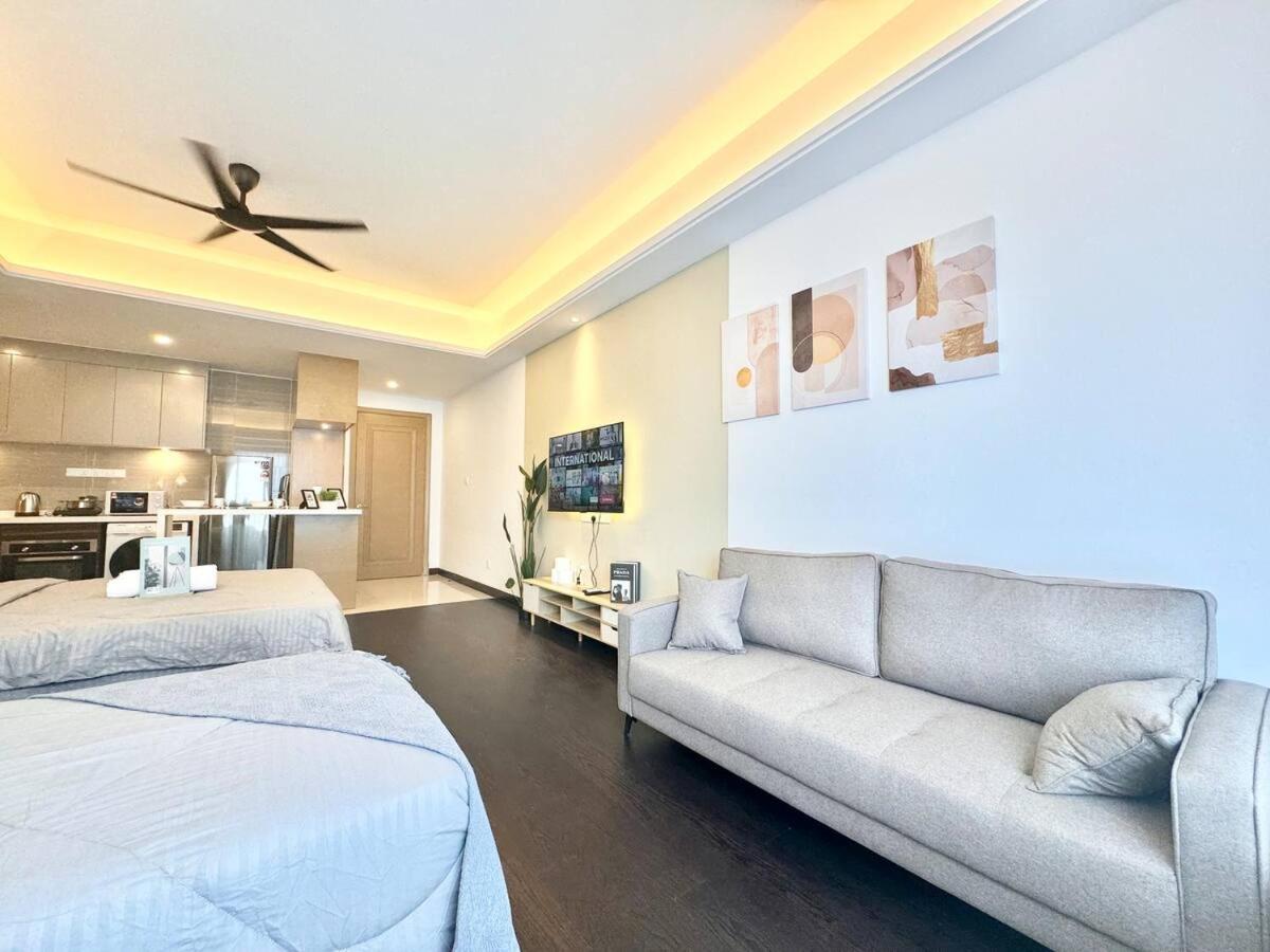 R&F Princess Cove Seine Region by Luxecocoo CK Johor Bahru CIQ