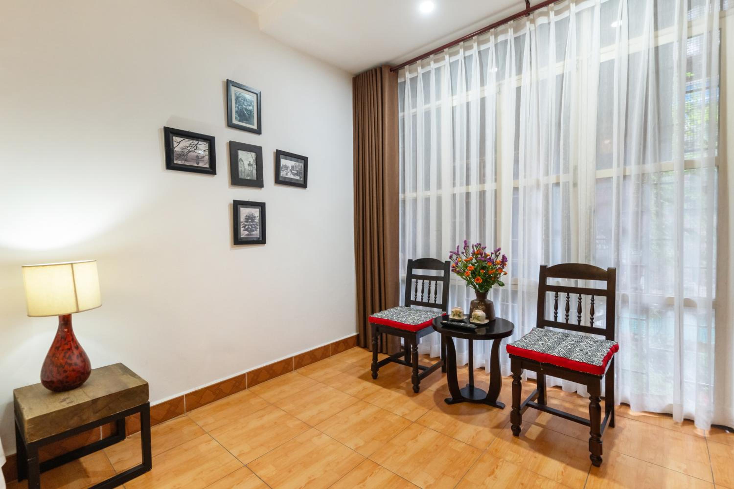 A cozy 02-bedroom APT in the old quarter of Hanoi!