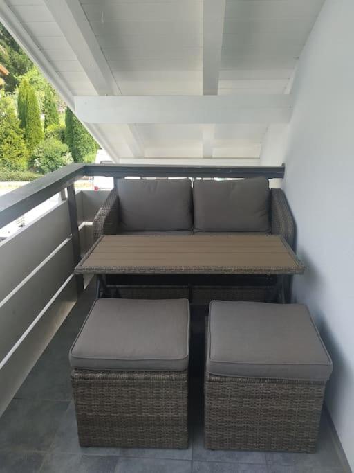 Geräumiges Atelier mit Flair und Bergblick