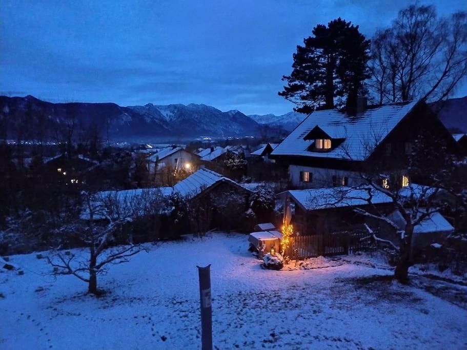 Geräumiges Atelier mit Flair und Bergblick