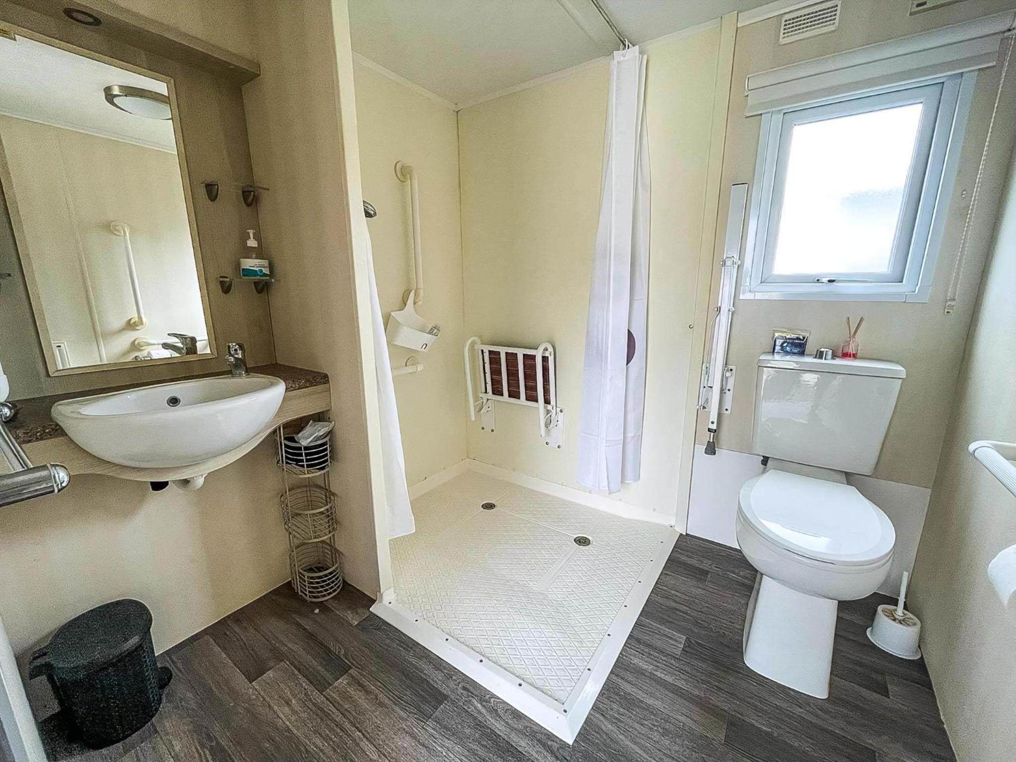 Lovely Wheelchair Friendly Caravan At Skipsea Sands In Yorkshire Ref 41167Wf view 2