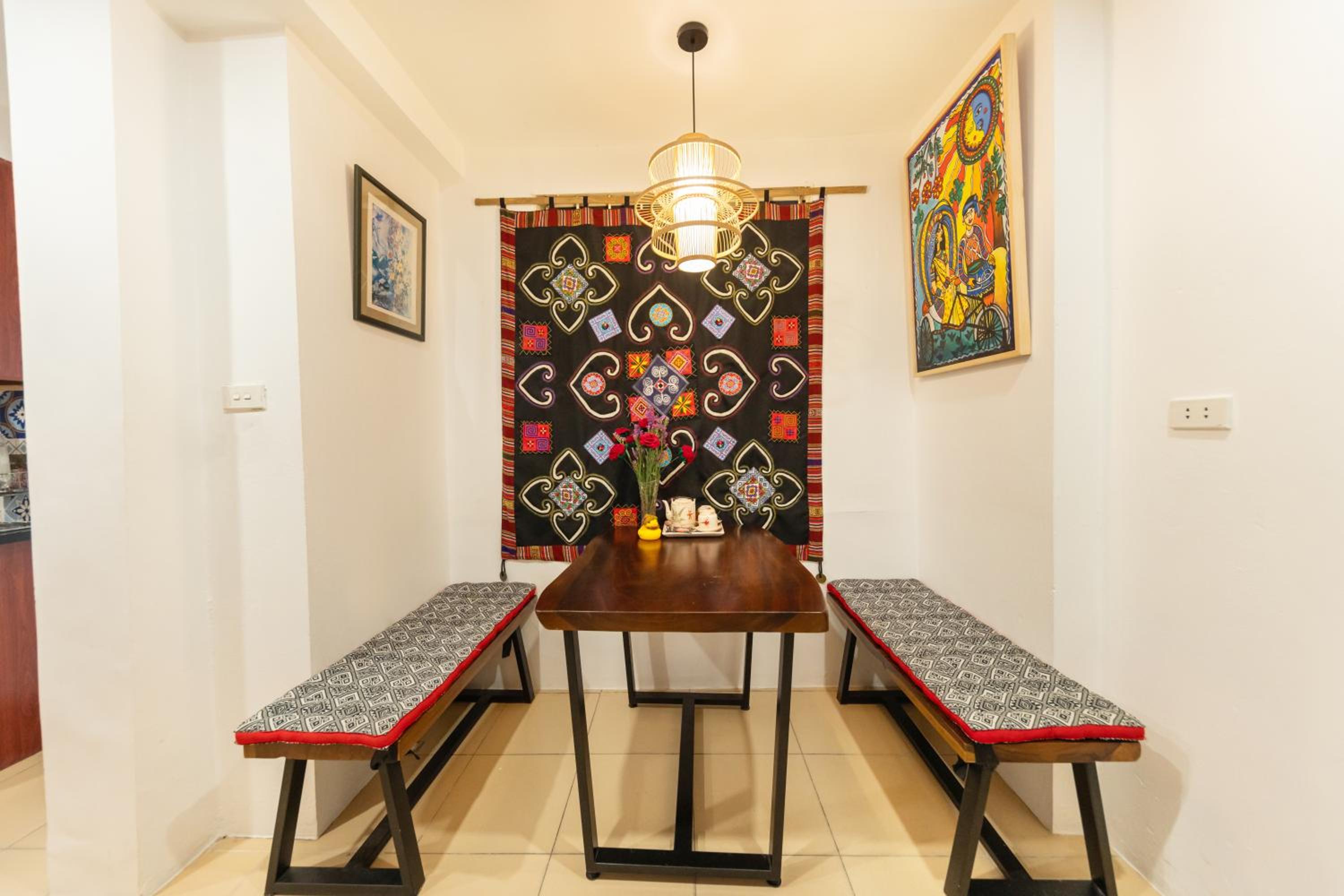 A cozy 02-bedroom APT in the old quarter of Hanoi!