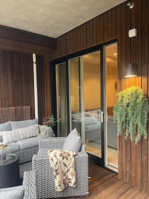 Aurora Apartment