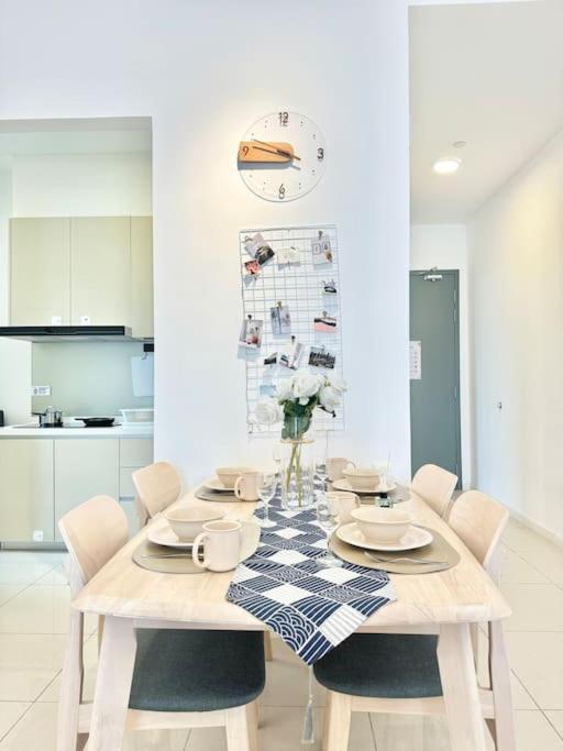 Paradigm Residence 3BR Deluxe Suite Skudai by Luxecocoo CK