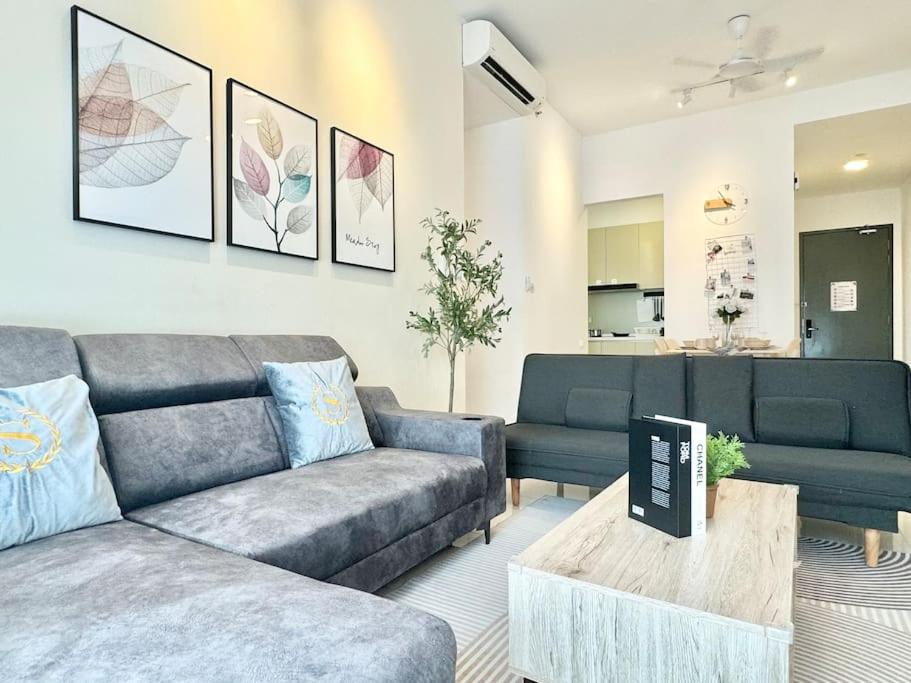 Paradigm Residence 3BR Deluxe Suite Skudai by Luxecocoo CK