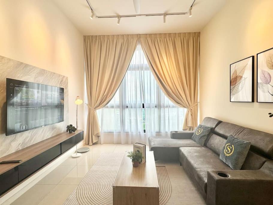 Paradigm Residence 3BR Deluxe Suite Skudai by Luxecocoo CK