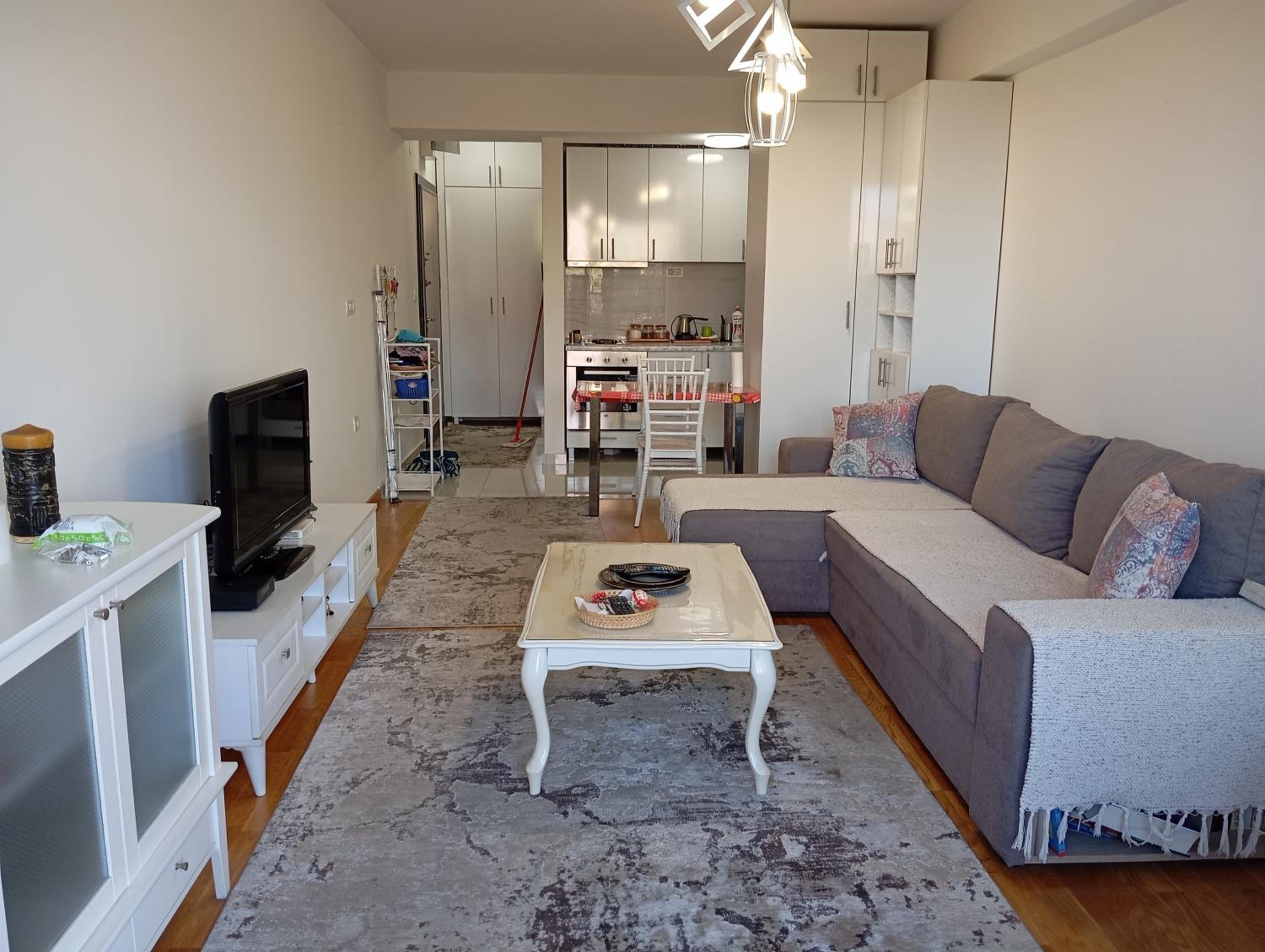 Maxima Apartment