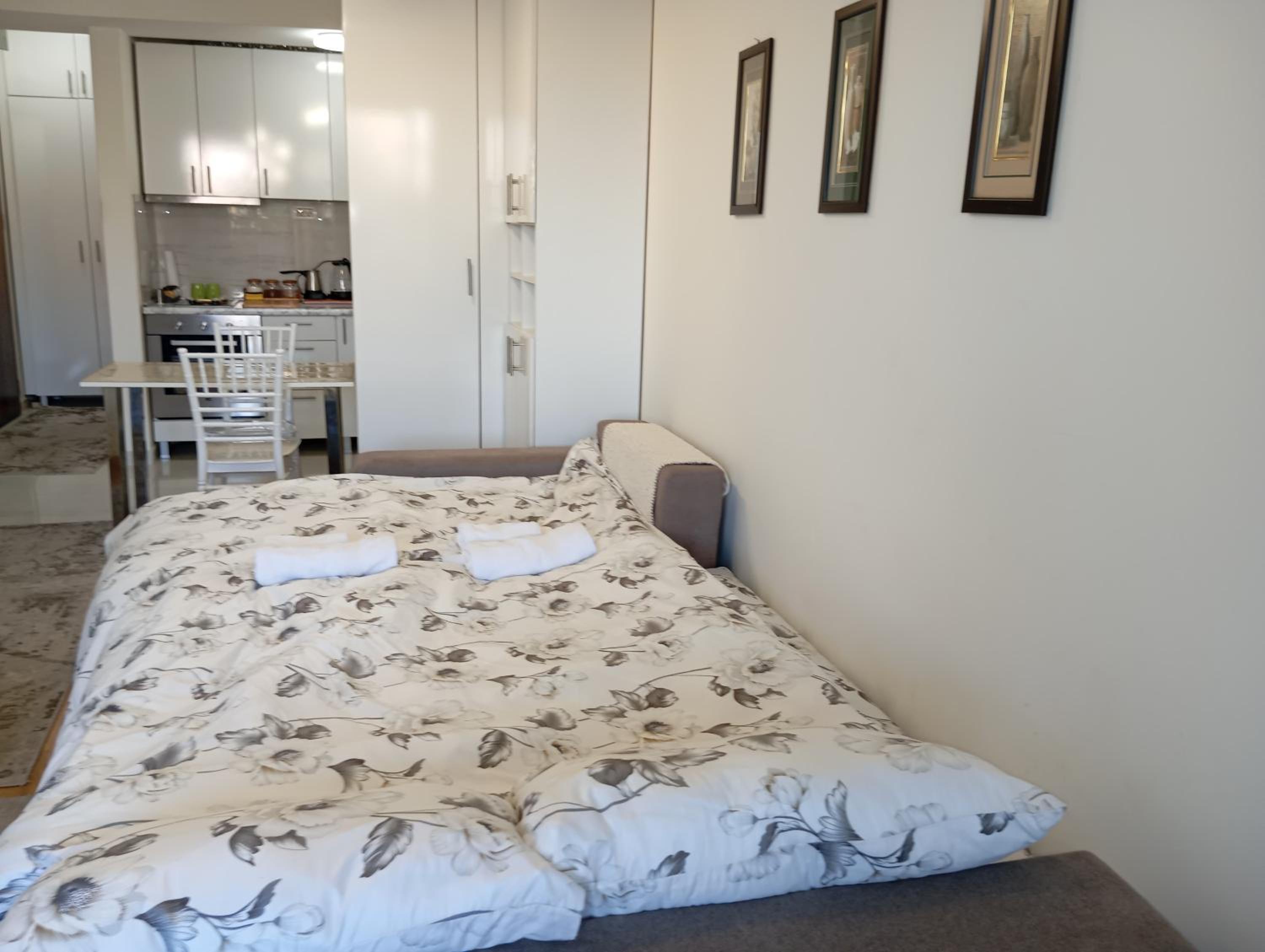 Maxima Apartment