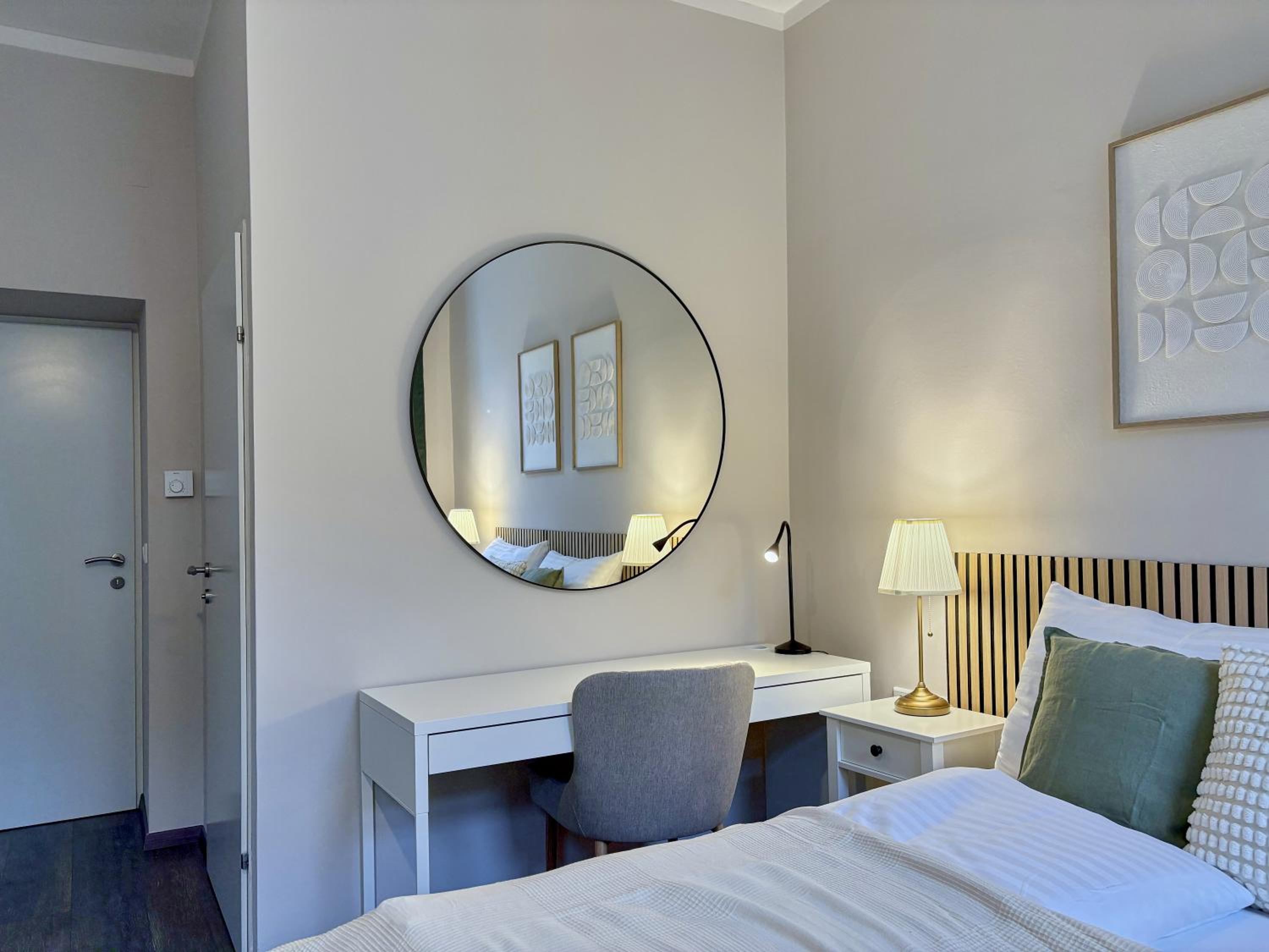 Balkon I Close to S-Bahn I 5 Minutes to Mall