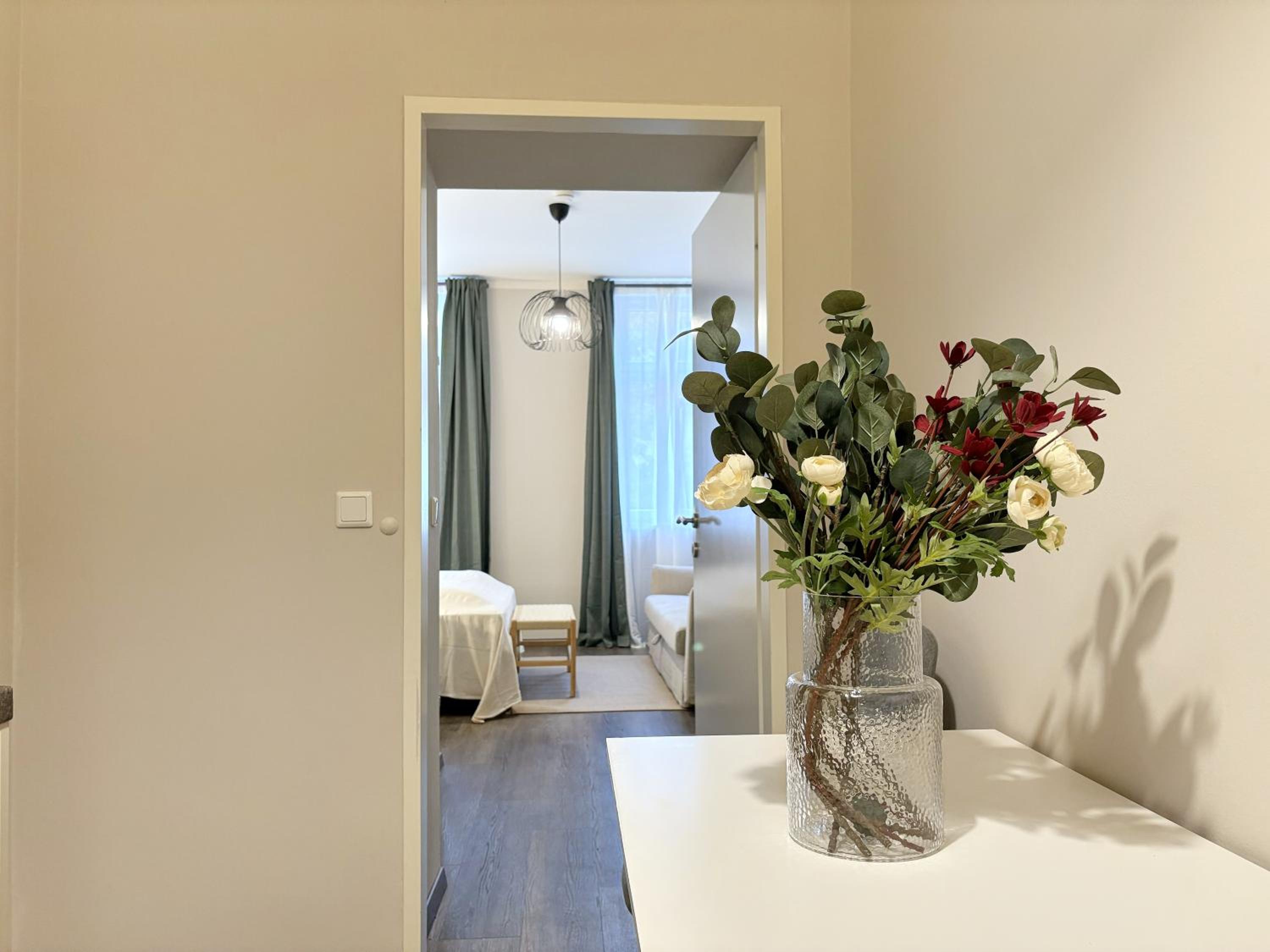 Balkon I Close to S-Bahn I 5 Minutes to Mall