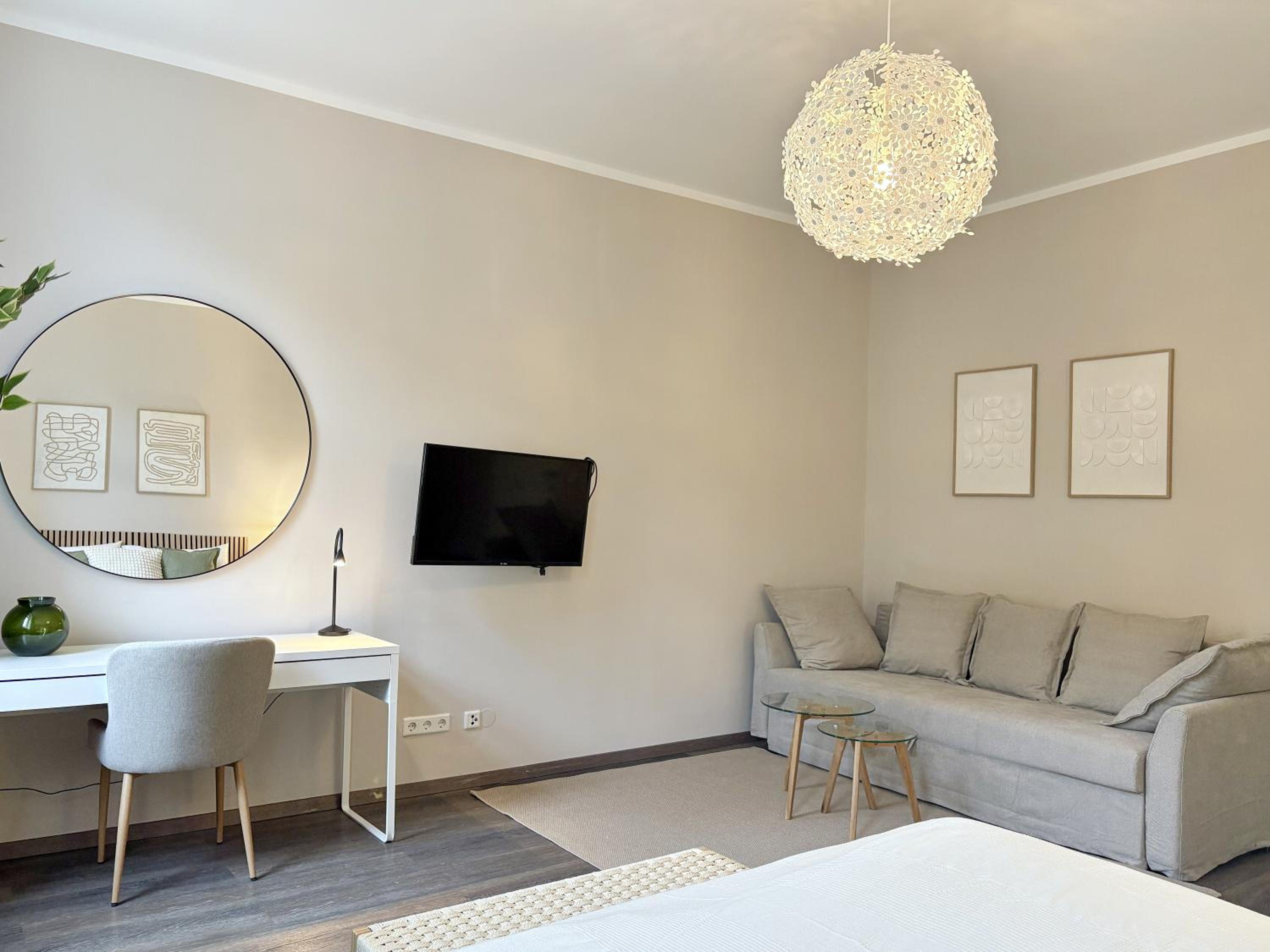 Balkon I Close to S-Bahn I 5 Minutes to Mall