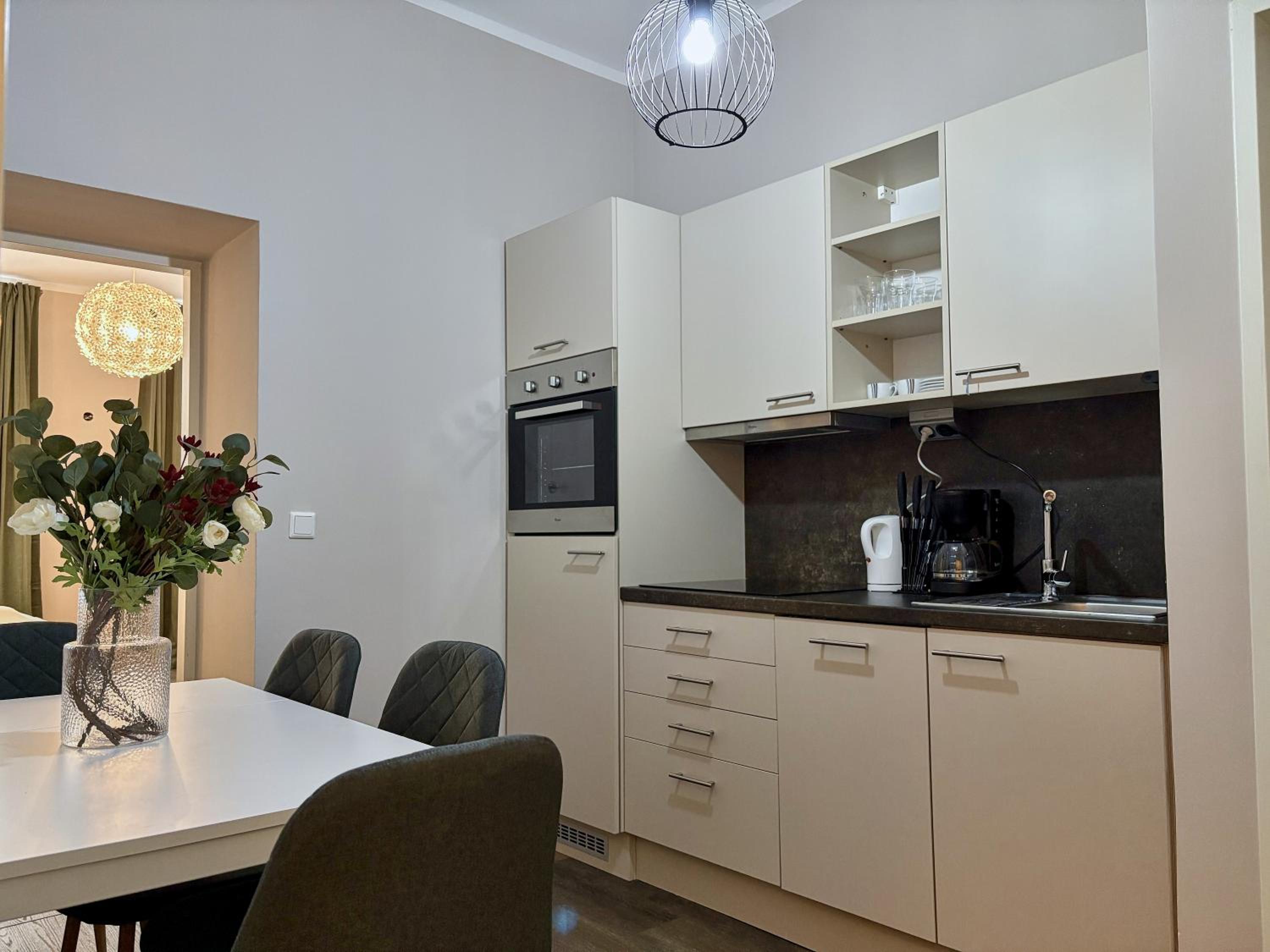 Balkon I Close to S-Bahn I 5 Minutes to Mall