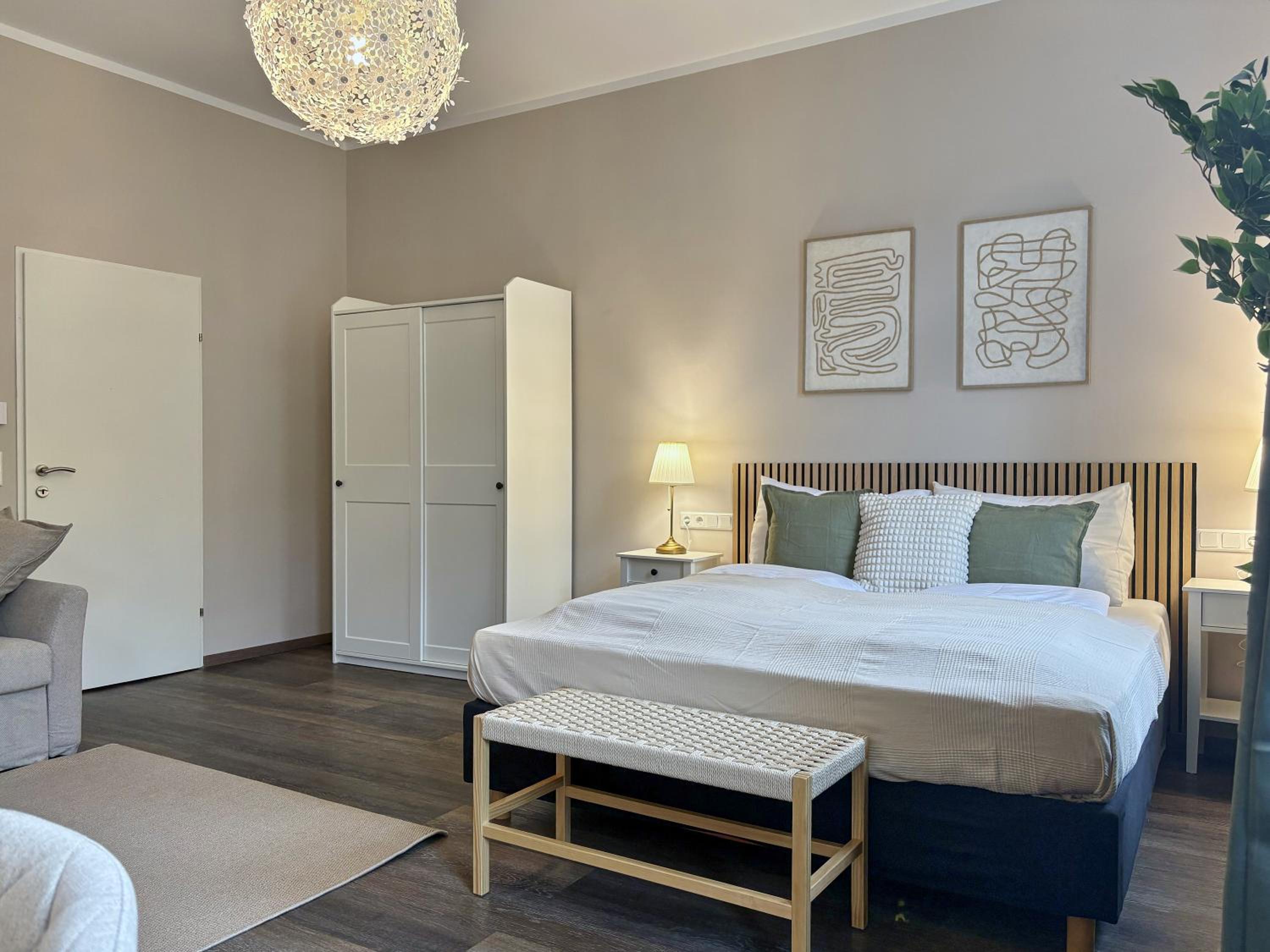 Balkon I Close to S-Bahn I 5 Minutes to Mall