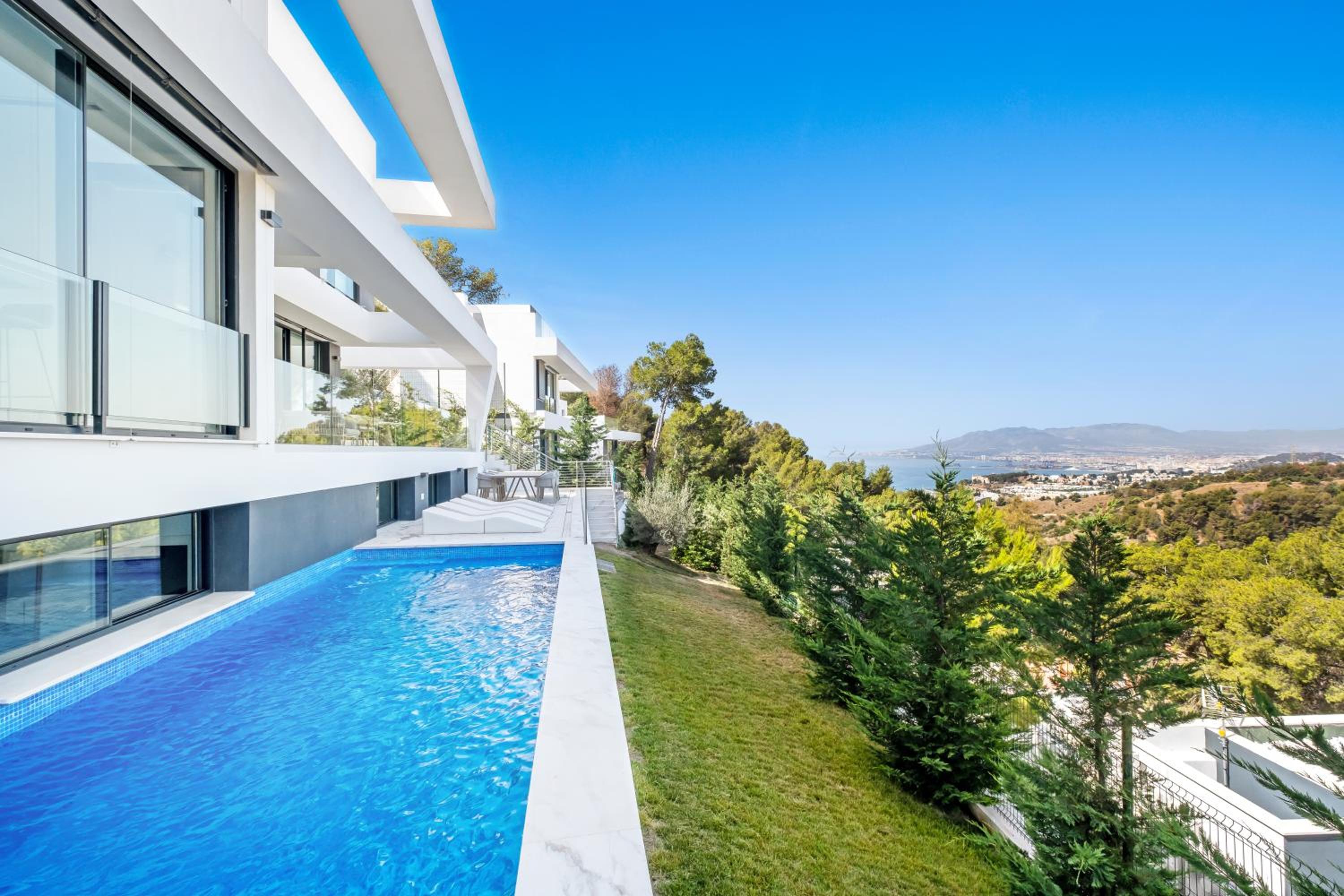 Villas Pinares de San Anton - Sea, City, Mountain, Views