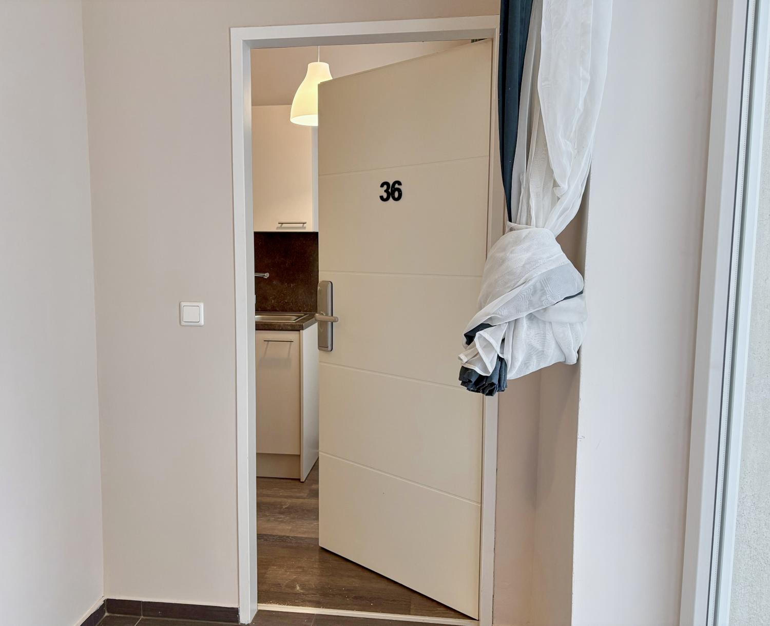 Balkon I Close to S-Bahn I 5 Minutes to Mall