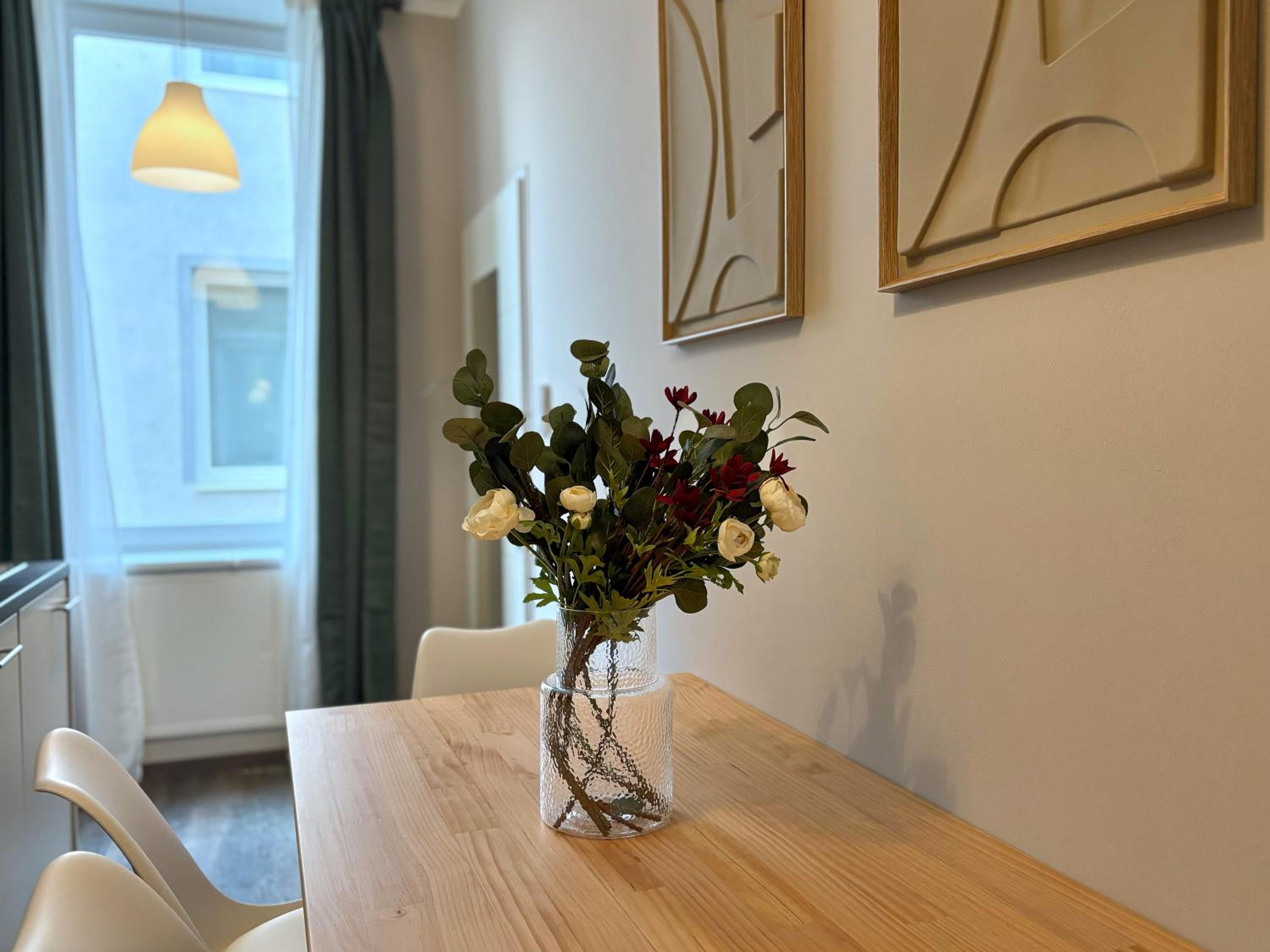 Balkon I Close to S-Bahn I 5 Minutes to Mall