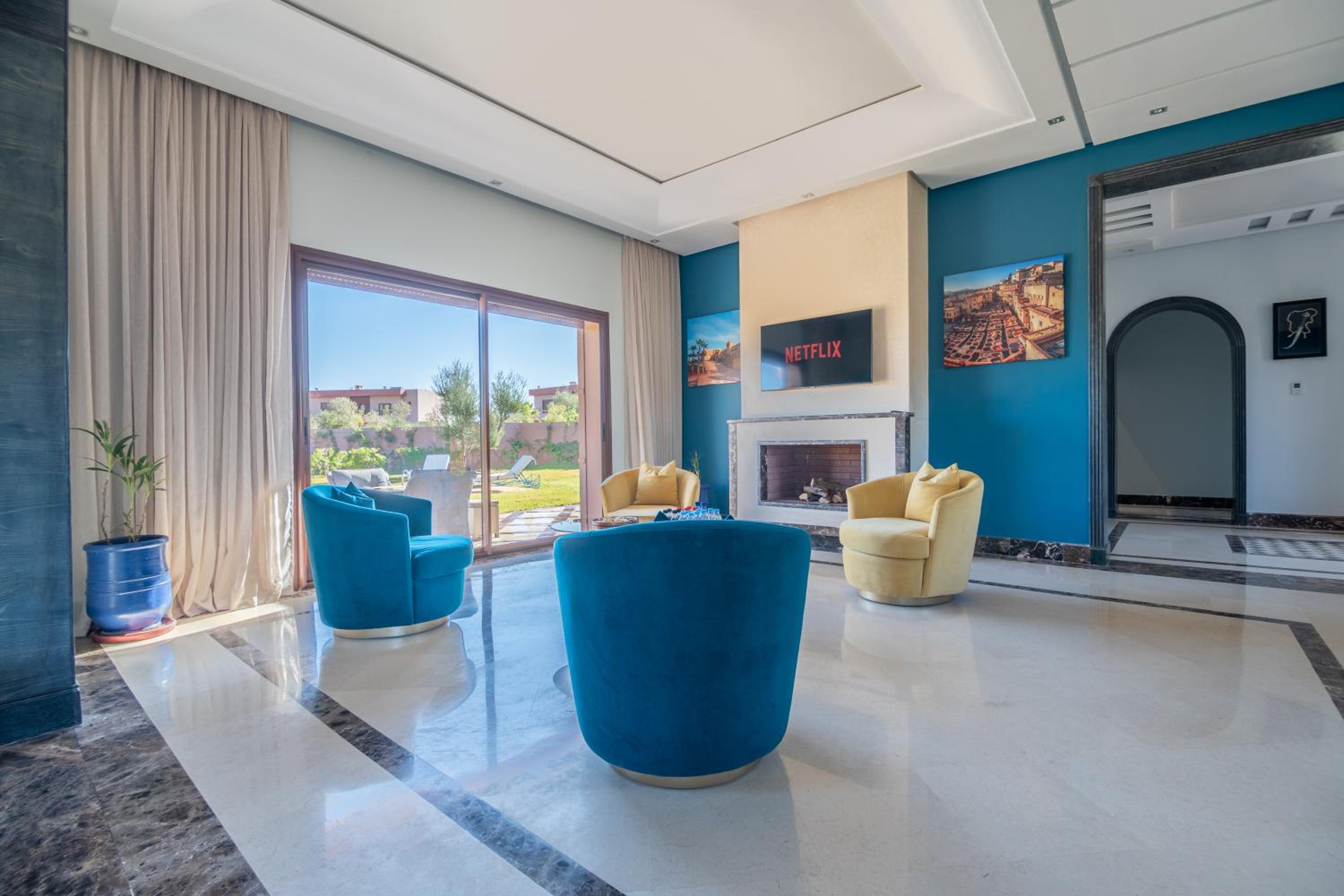lounge