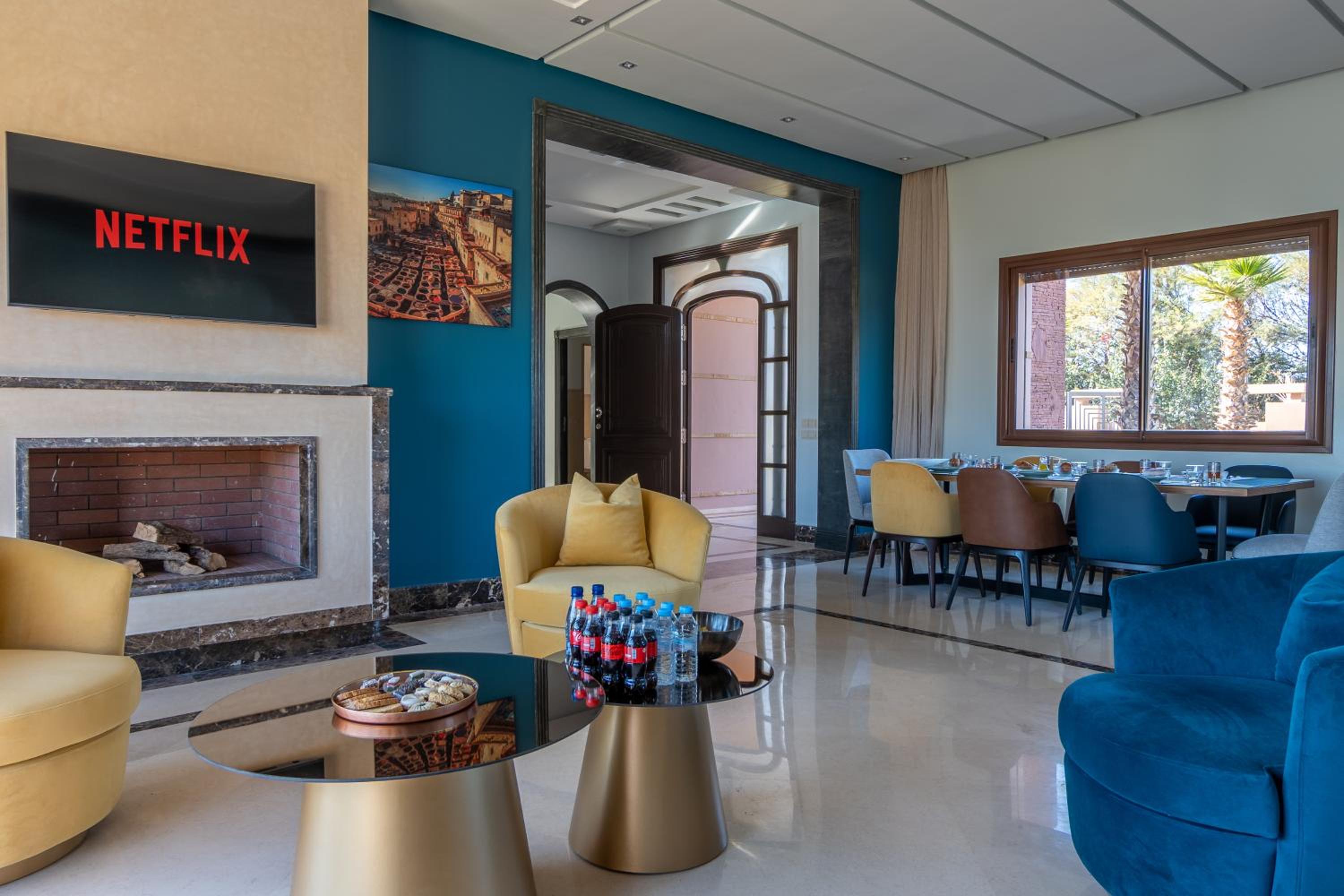 lounge
