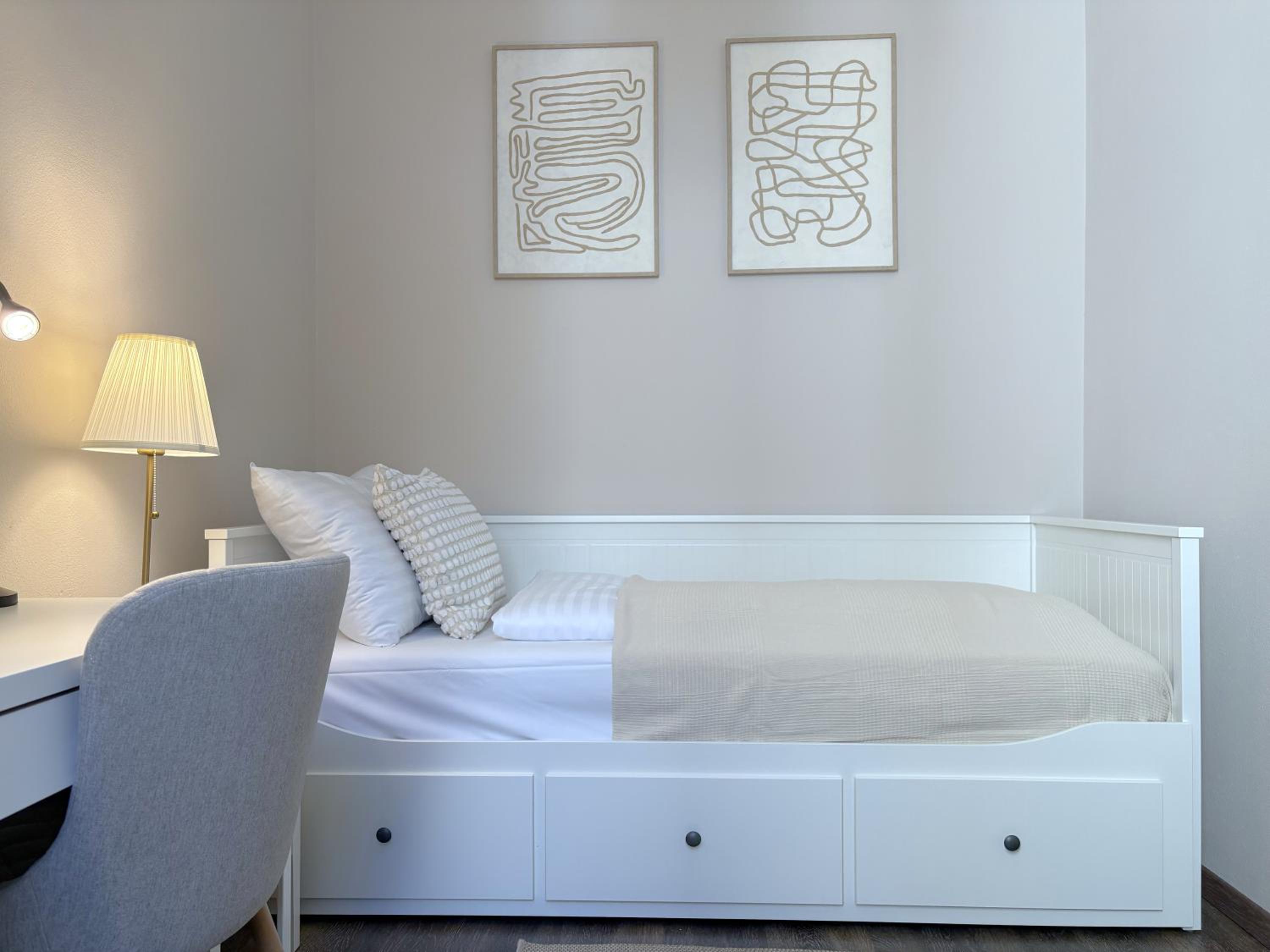 Balkon I Close to S-Bahn I 5 Minutes to Mall