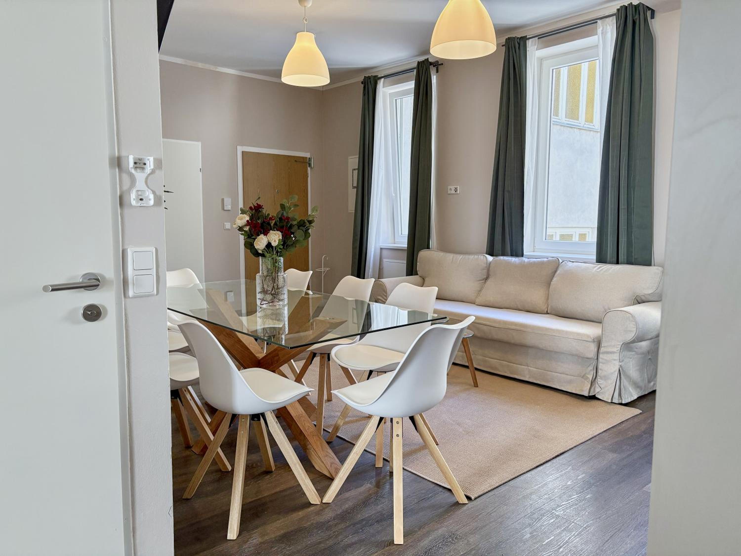 Balkon I Close to S-Bahn I 5 Minutes to Mall