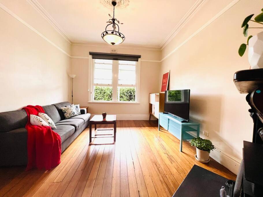 Hobart Heritage House Near City