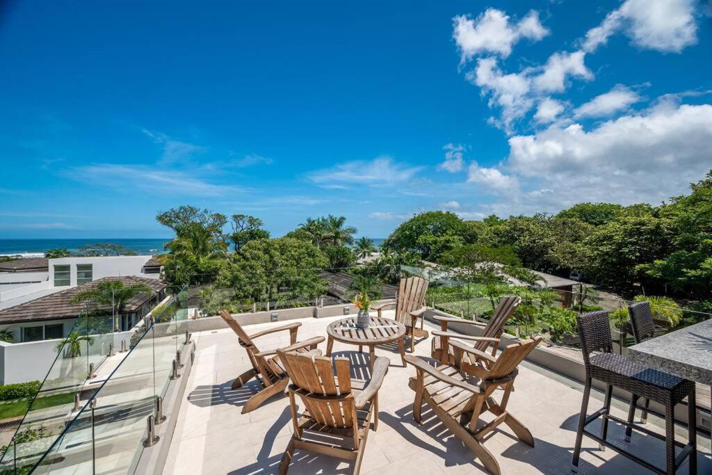 Luxury Modern Villa peterdobson433 at y ahoo com
