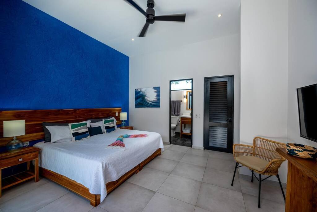 Luxury Modern Villa peterdobson433 at y ahoo com