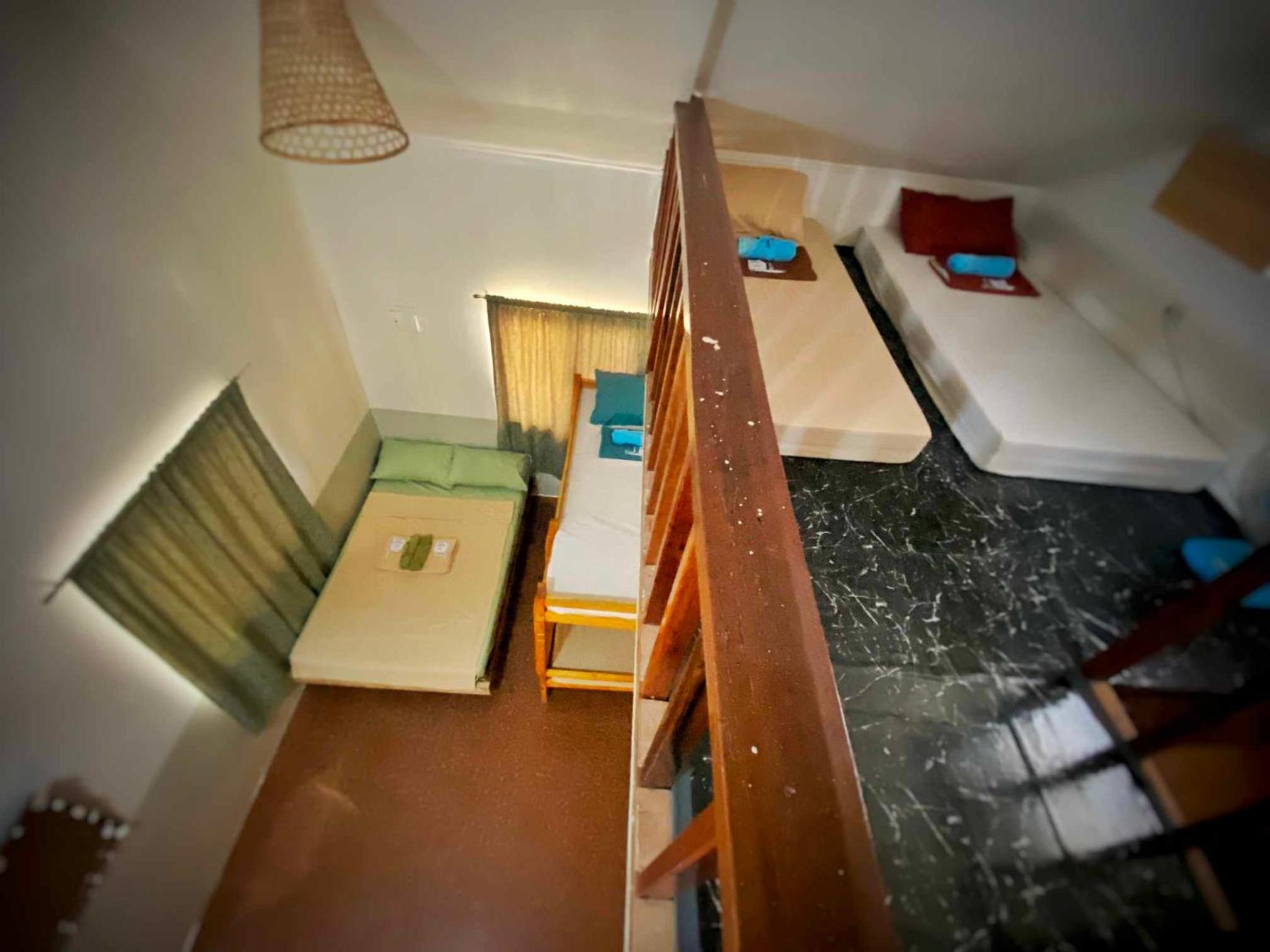 TOBY HOUSE SiARGAO