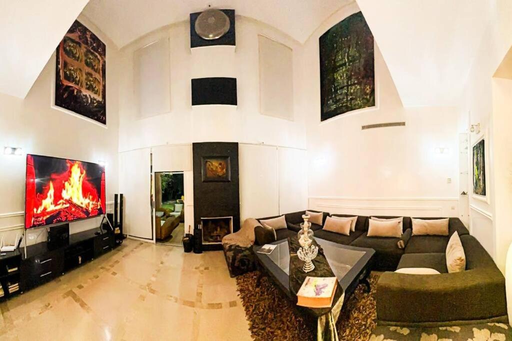 Luxury Villa - Pool Atlas Views & Wakeboard Lake view 3