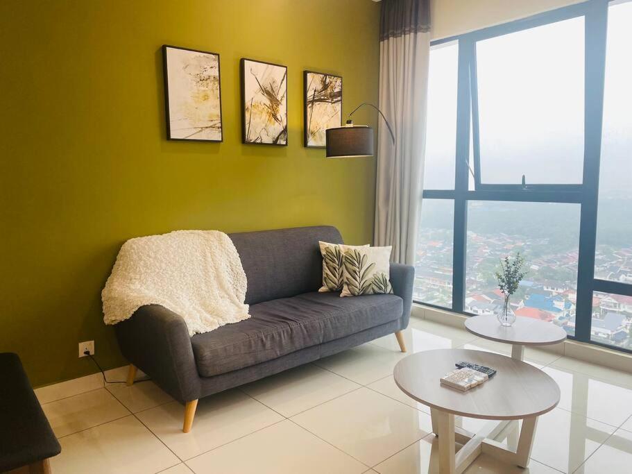S01 MidValley Mosaic Southkey 2BR High Floor