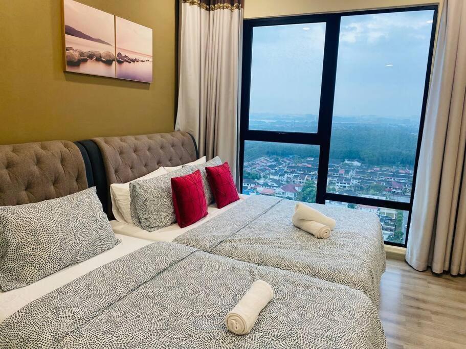 S01 MidValley Mosaic Southkey 2BR High Floor