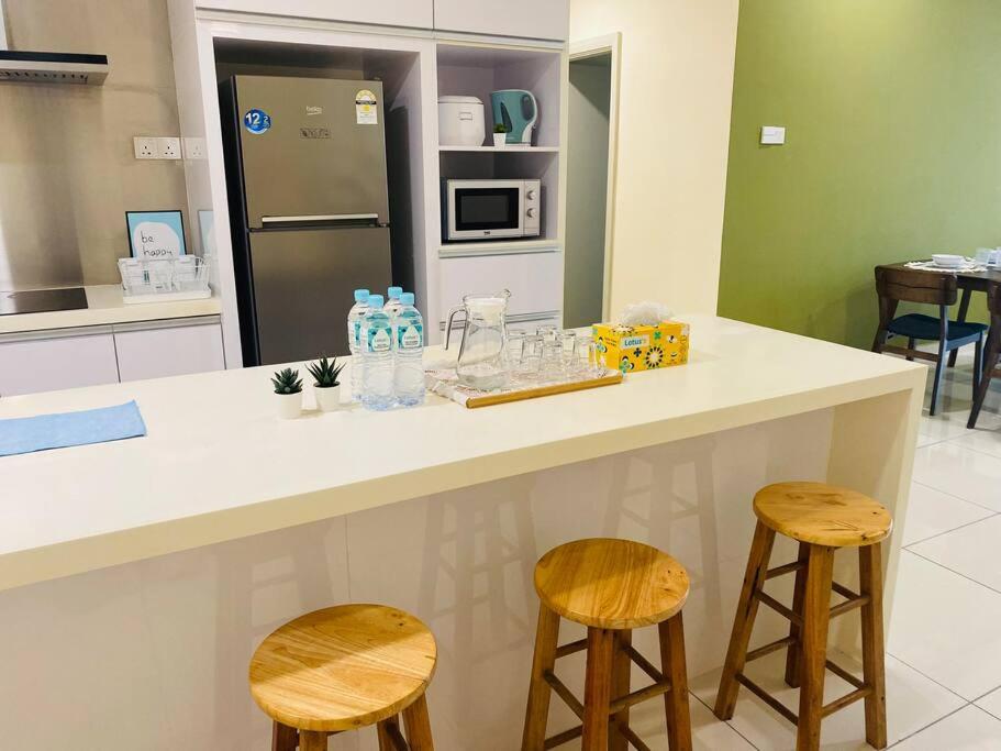 S01 MidValley Mosaic Southkey 2BR High Floor