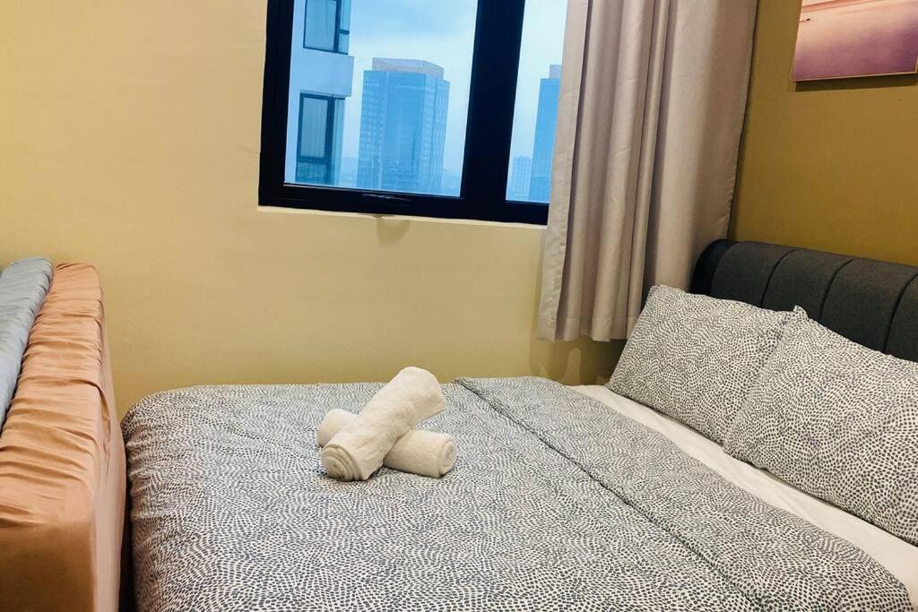 S01 MidValley Mosaic Southkey 2BR High Floor