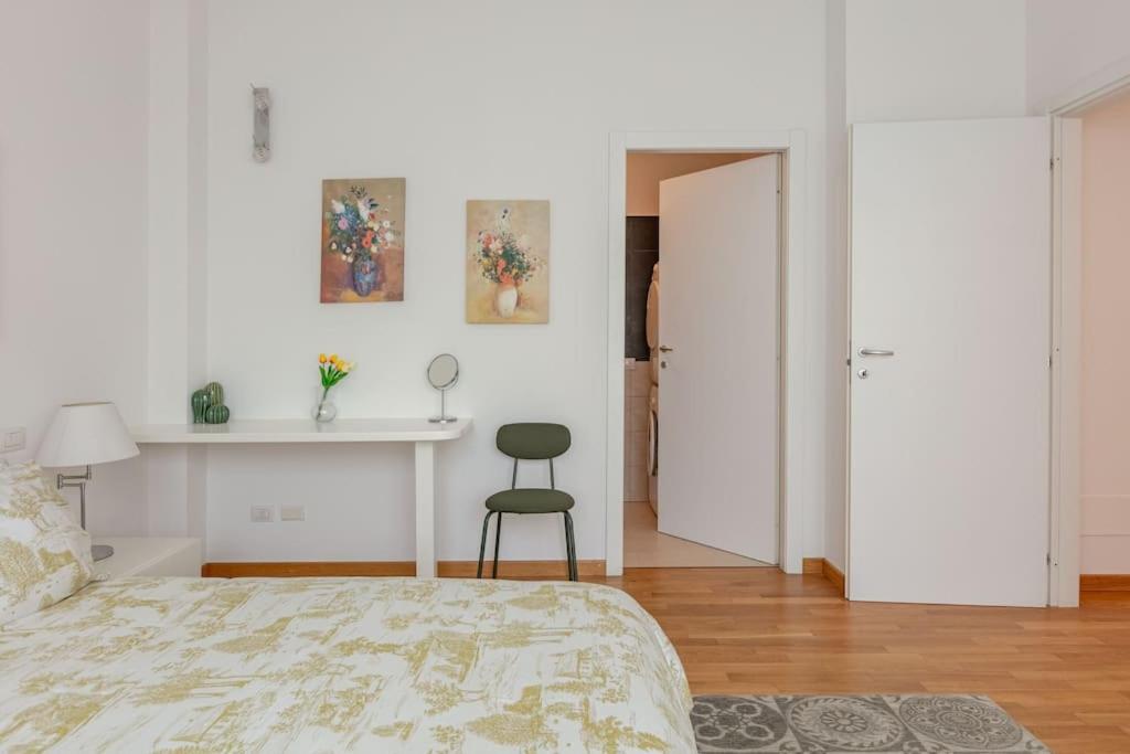 Bright & Cozy, Easy to Reach in Florence