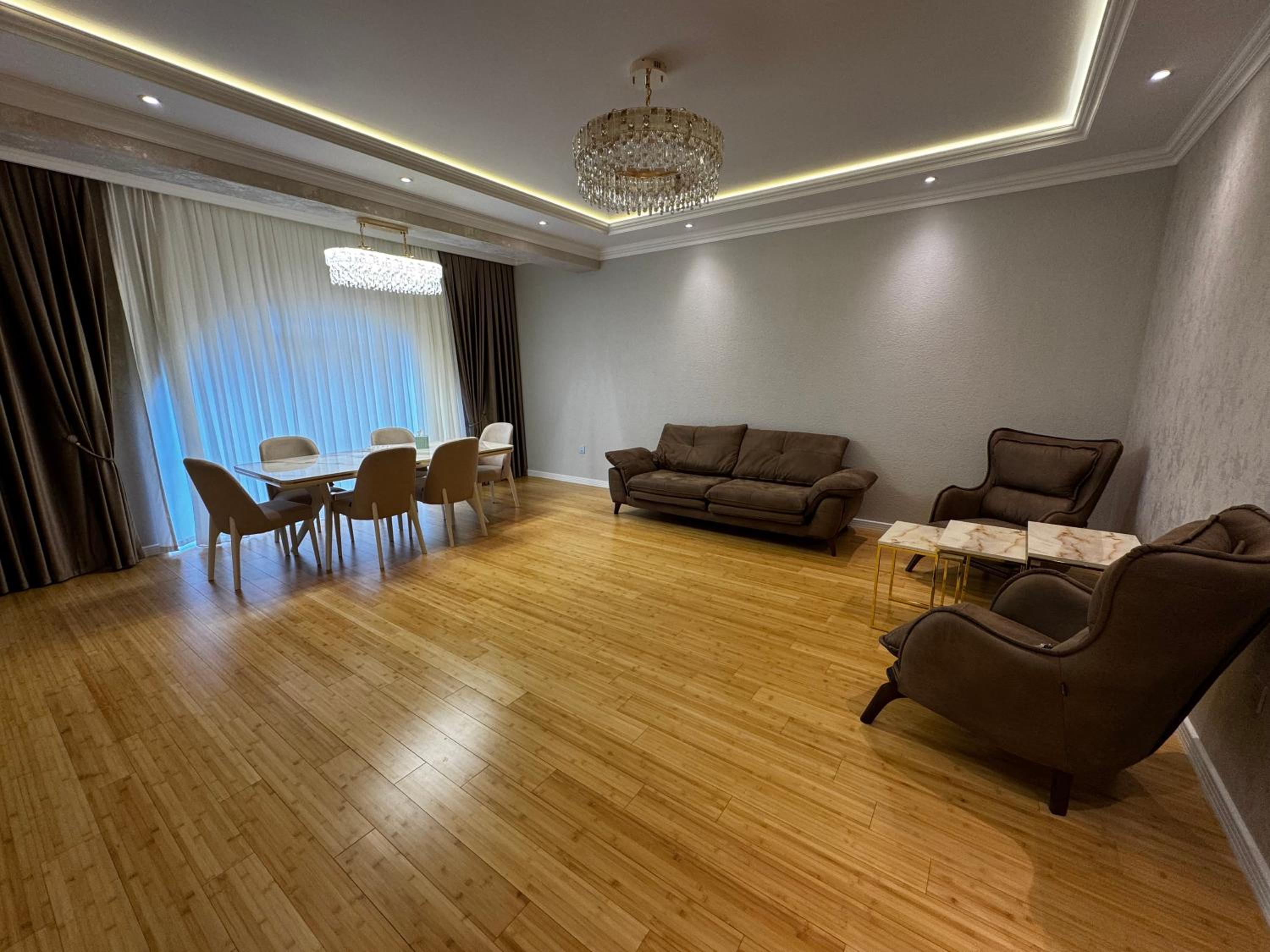 Deluxe Palace apartments