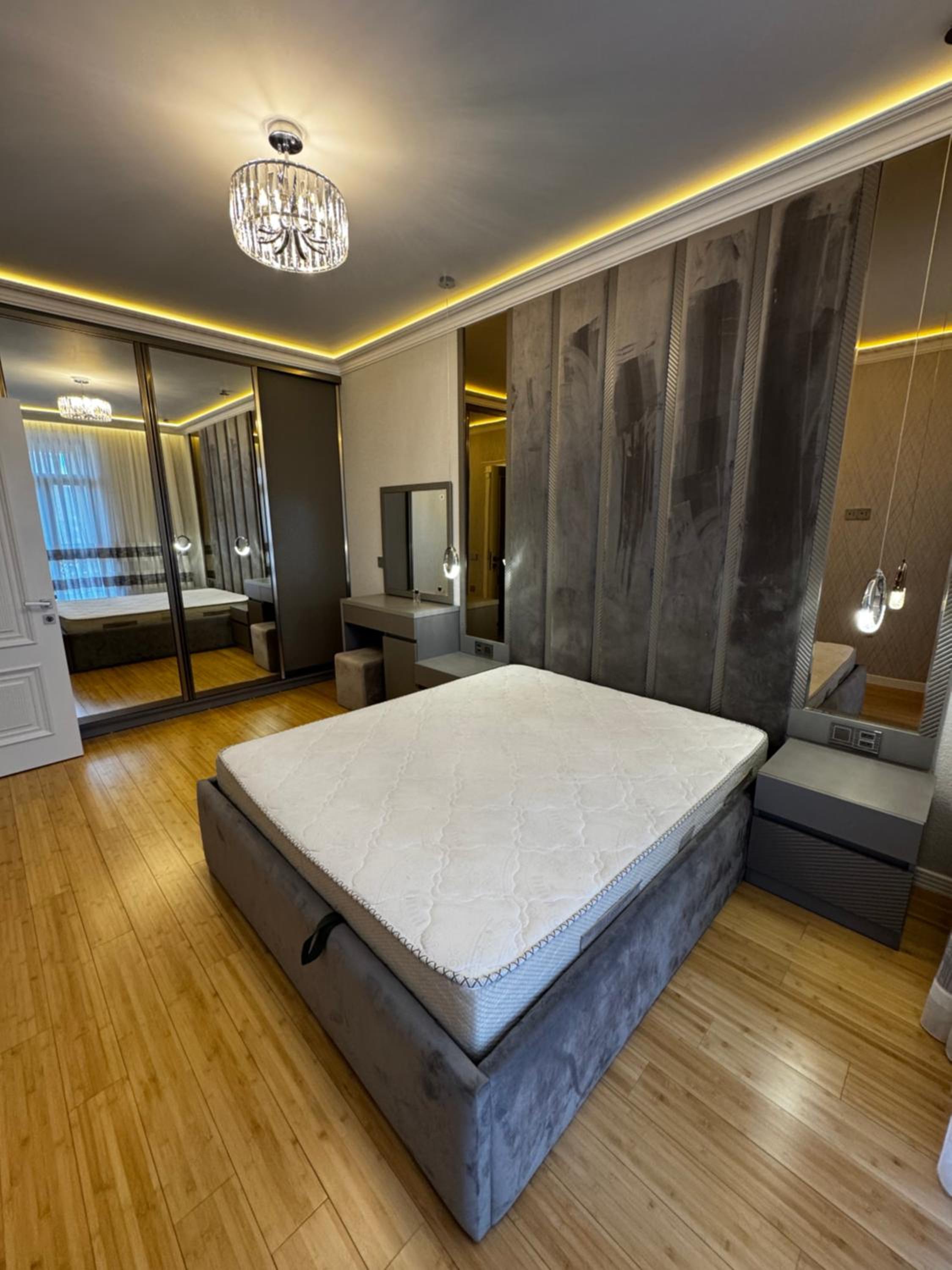 Deluxe Palace apartments