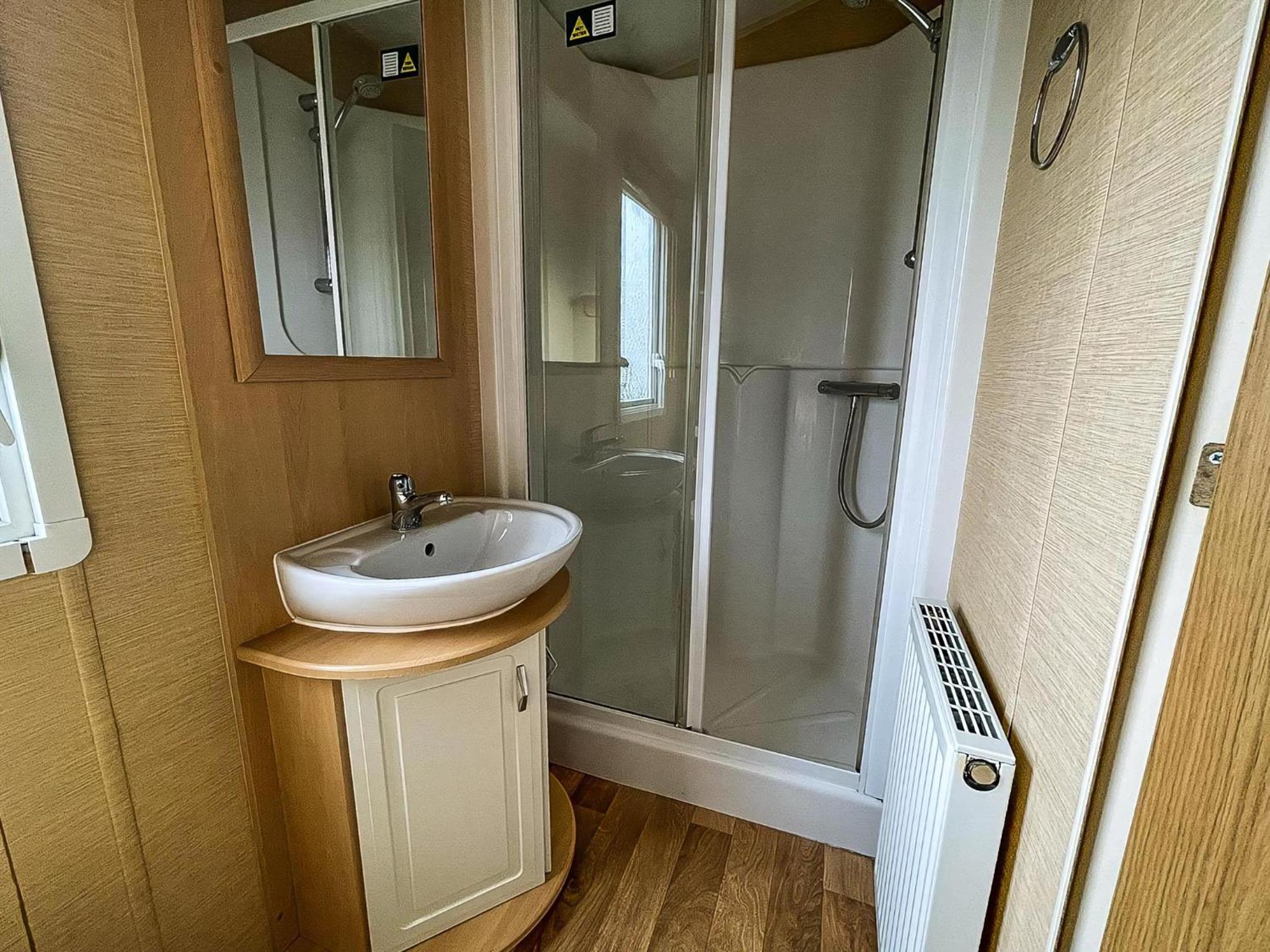 Great 6 Berth Caravan With Decking By The Beach In Suffolk Ref 40023Nd view 4