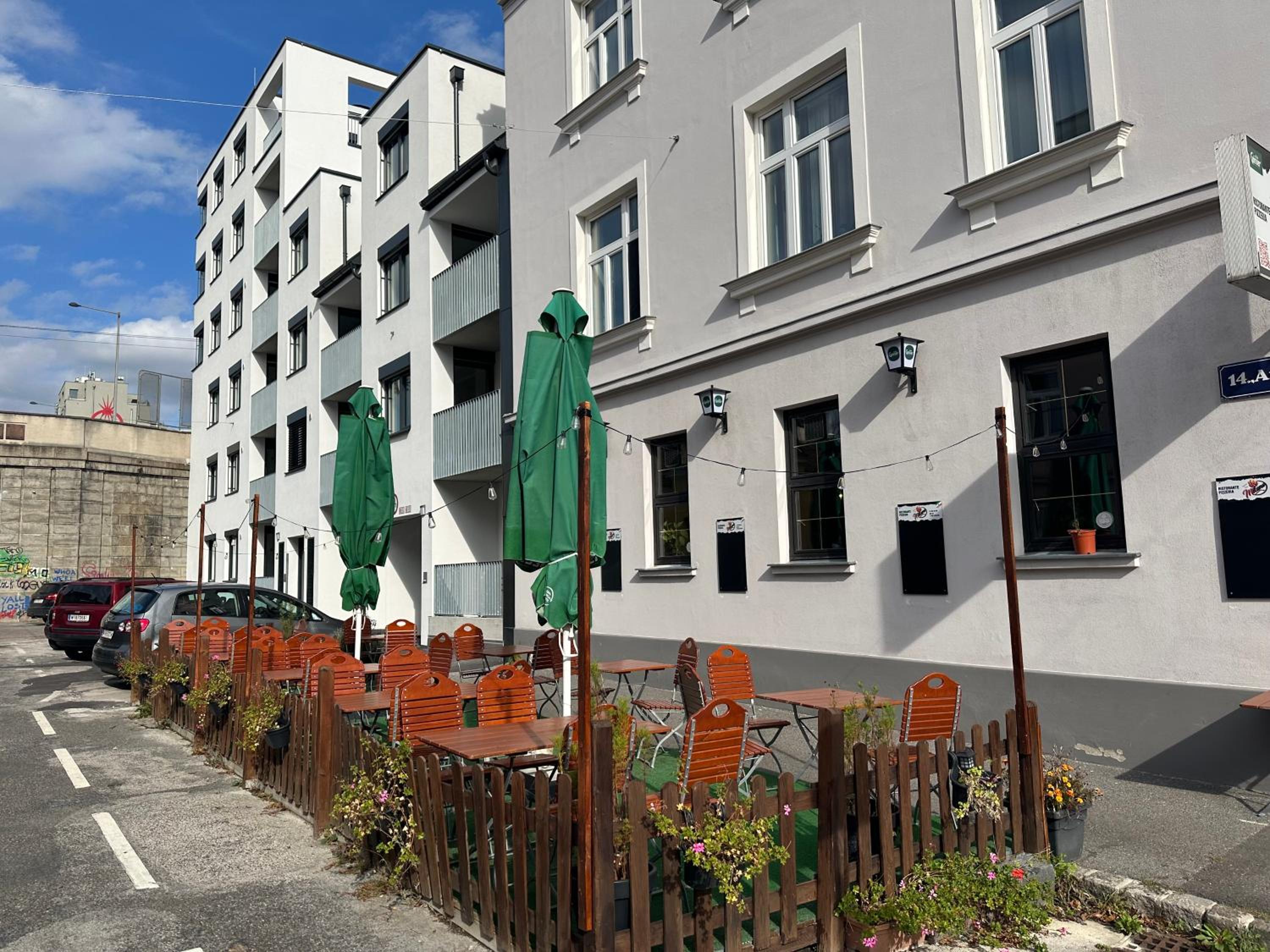 Schönbrunn Garden Apartments