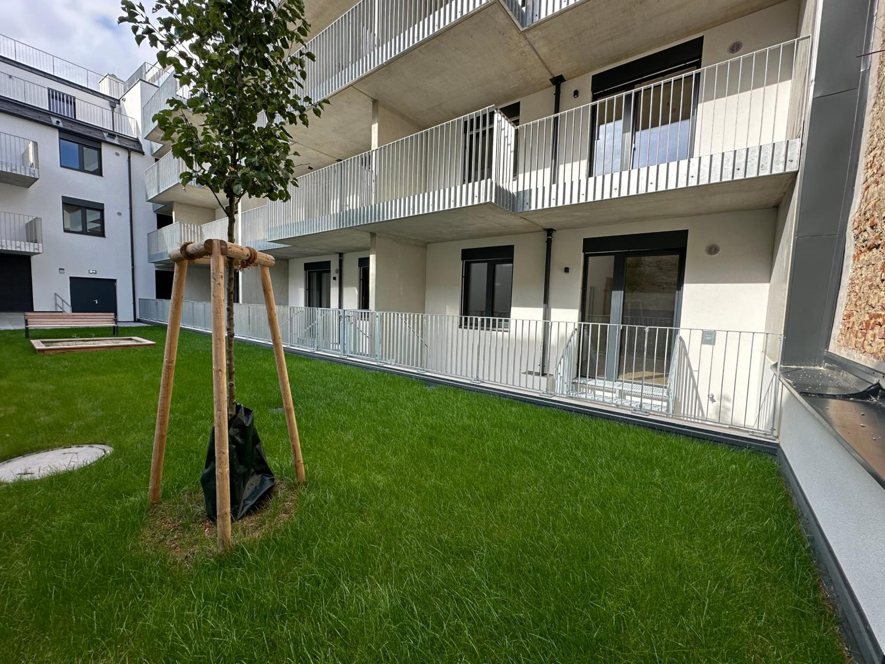 Schönbrunn Garden Apartments