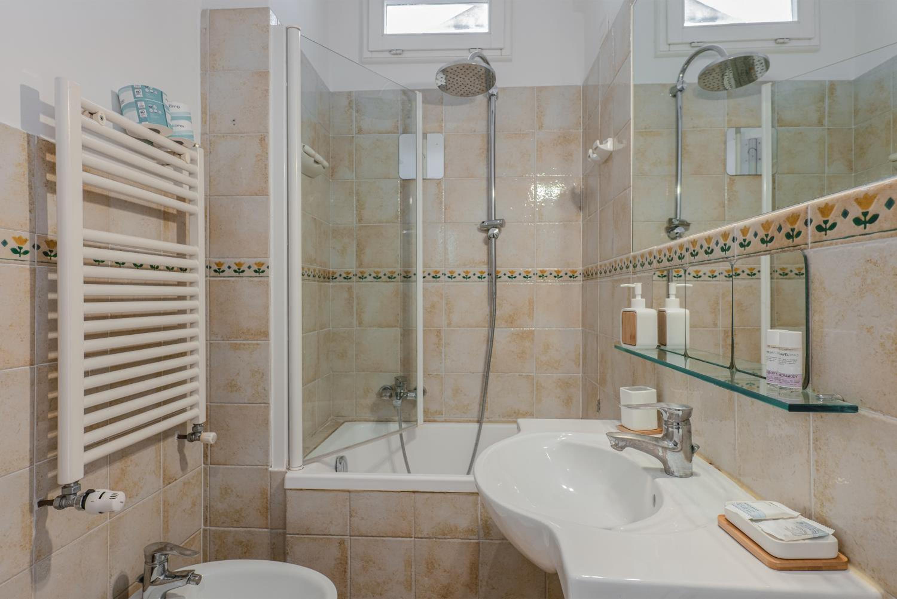 Terrace Apartment a 7 min da Stazione e Centro