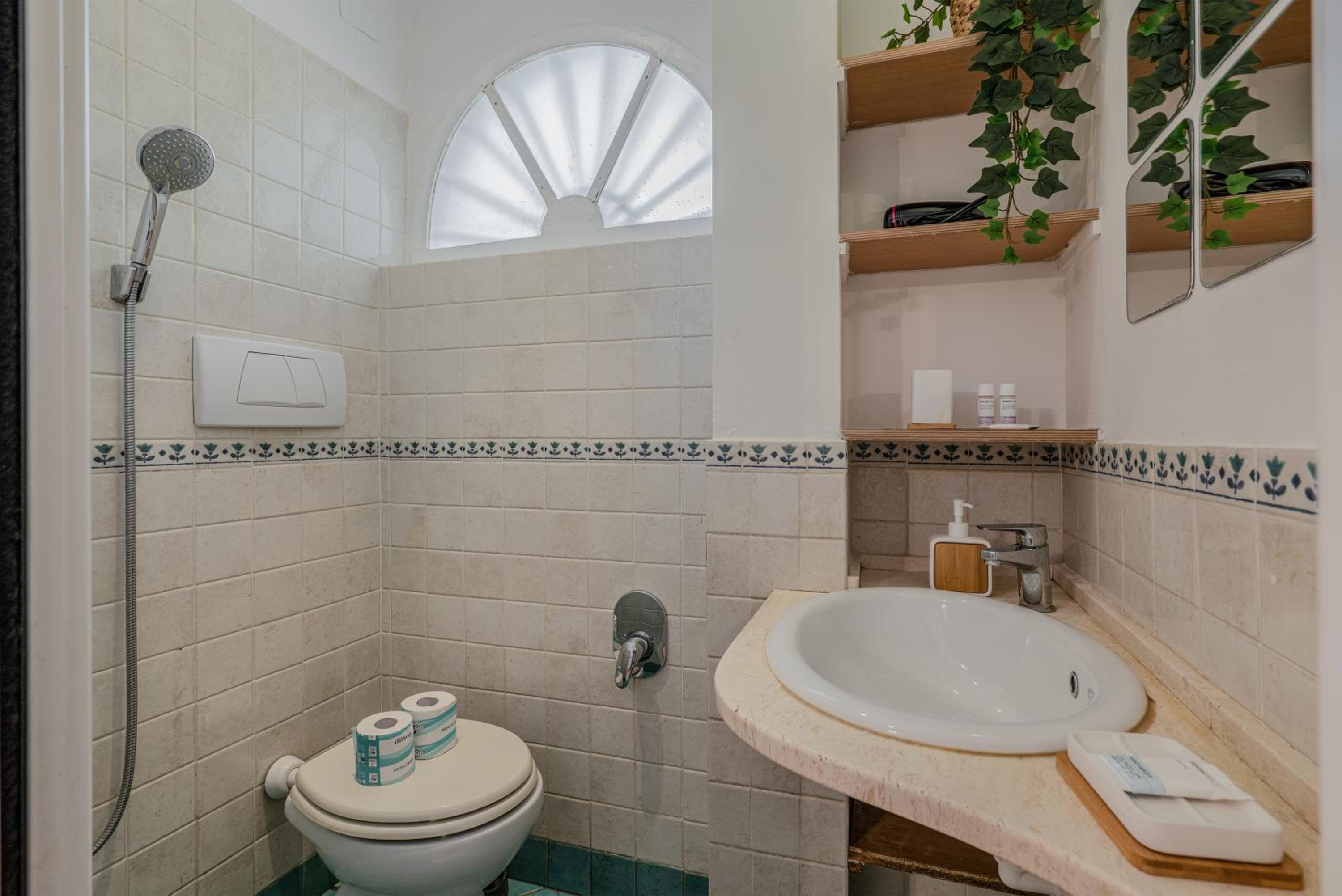 Terrace Apartment a 7 min da Stazione e Centro